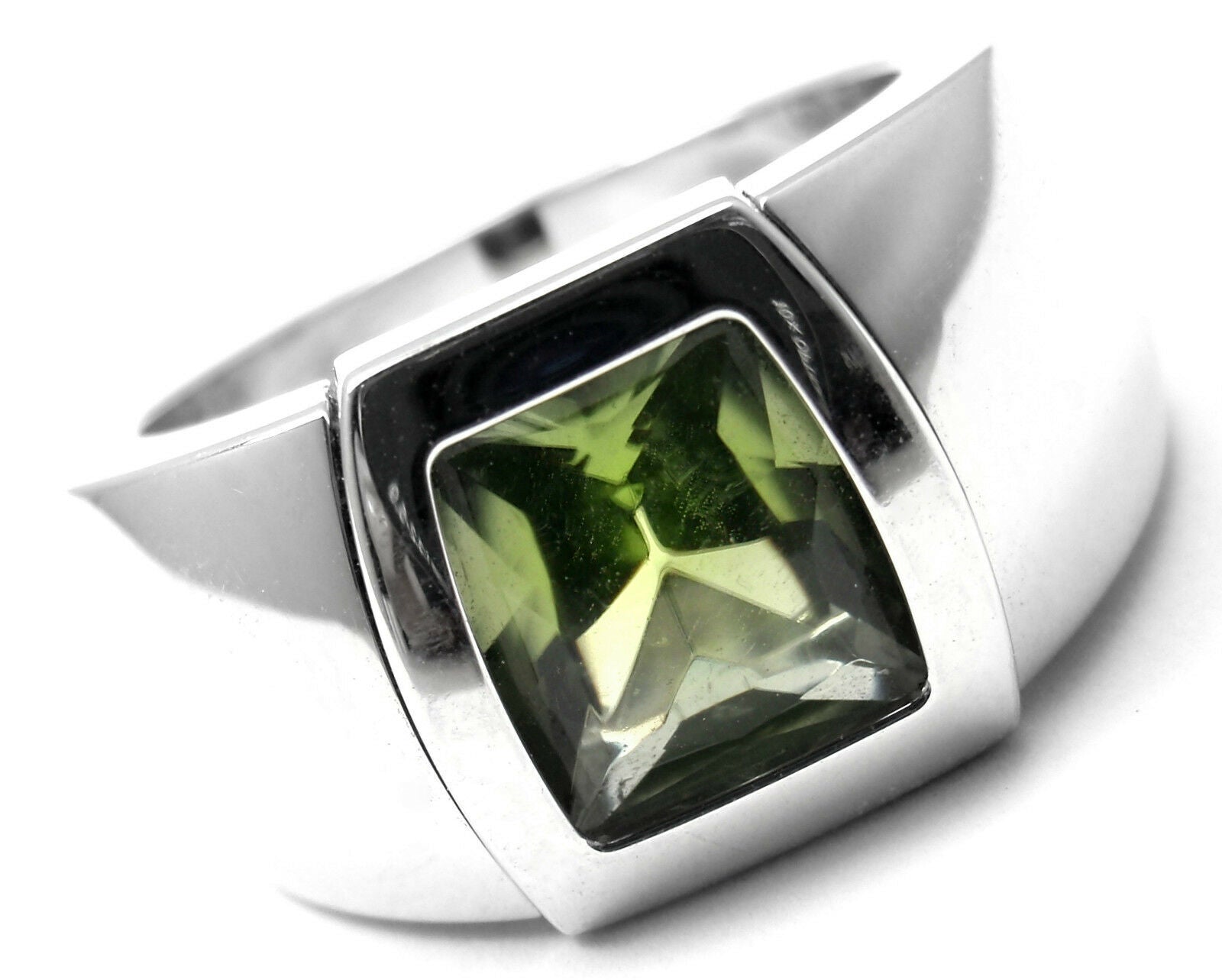 Authentic Cartier La Dona 18k White Gold Peridot Ring with Box & Certificate - Luxury Jewelry for Women, Perfect for Anniversaries, Weddings & Special Occasions