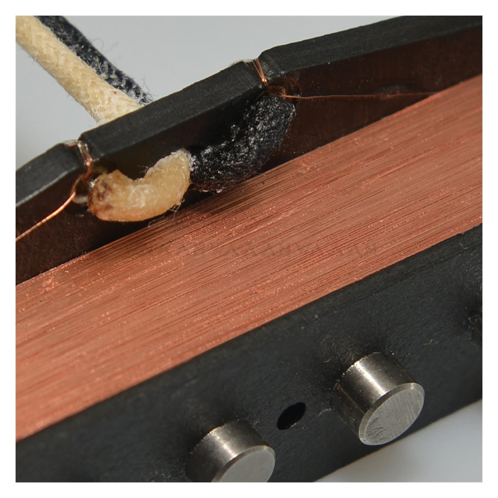 Premium SSS Handwound Alnico 3 Single Coil Guitar Pickups for Fender Stratocaster ST - Replacement Pickup Set (Neck/Middle/Bridge) - Perfect for Blues, Rock & Vintage Tone Enhancement