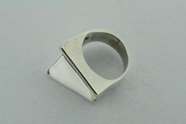 Angled Arrow Ring - Unique Geometric Jewelry for Women & Men - Perfect for Everyday Wear, Gifts & Boho Fashion