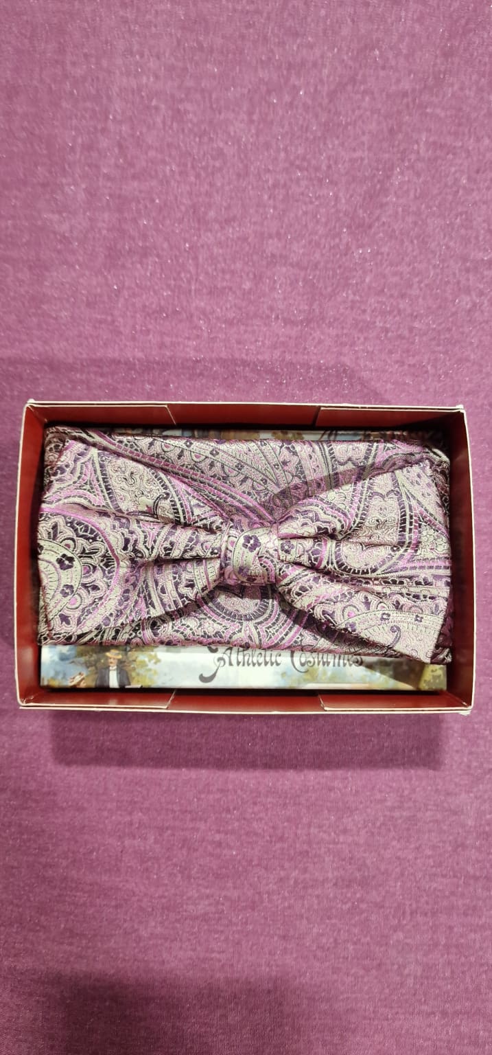 L.A. Smith Fuchsia & Ecru Paisley Silk Bow Tie and Pocket Square Set - Elegant Formal Accessories for Weddings, Prom & Special Occasions