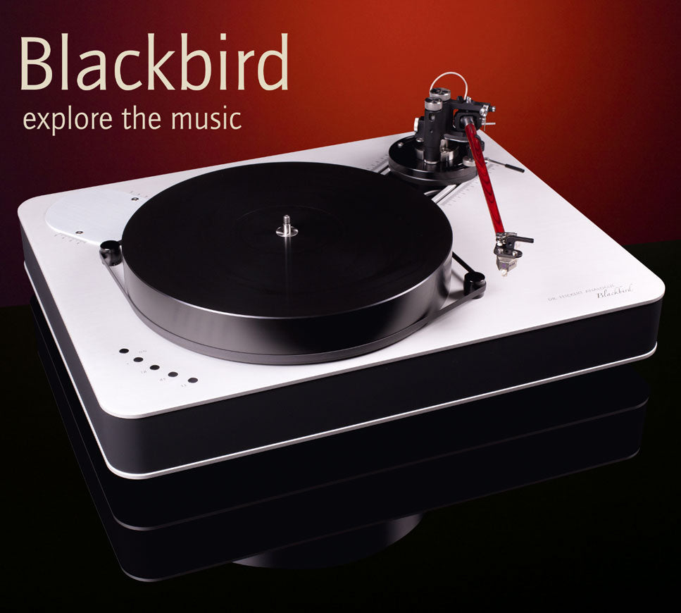 Dr. Feickert Analogue Blackbird Turntable with Deluxe 12