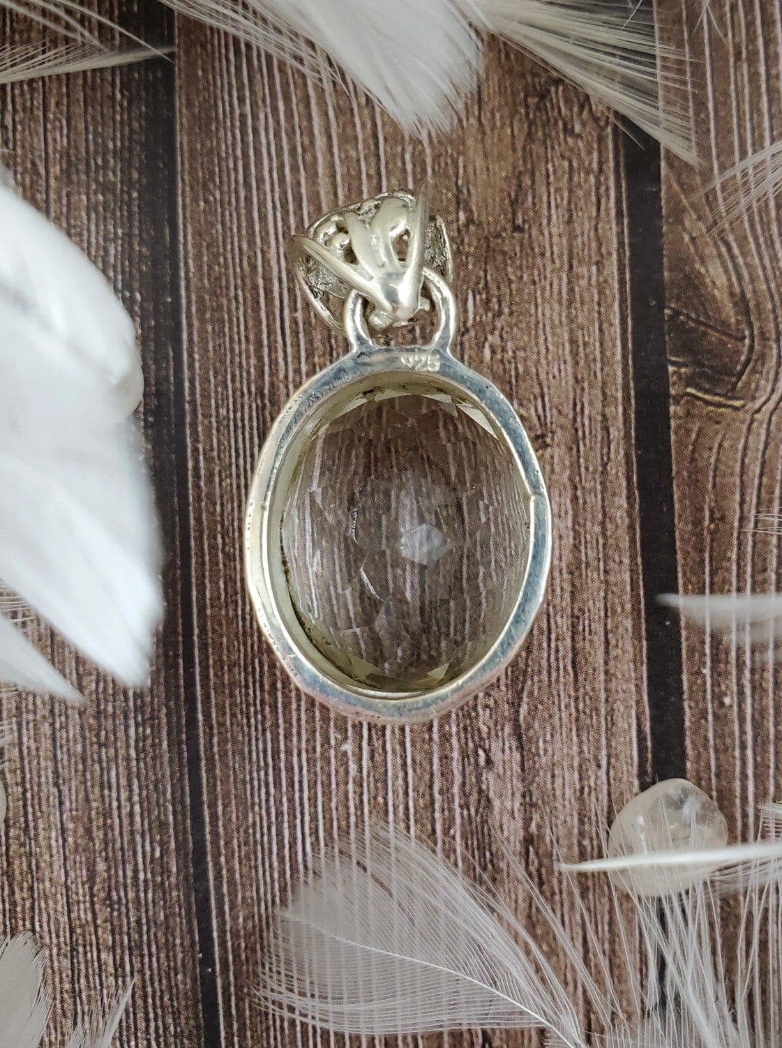 Natural Clear Quartz Crystal Pendant Necklace for Women - Healing Stone Jewelry for Meditation, Energy Cleansing & Spiritual Protection
