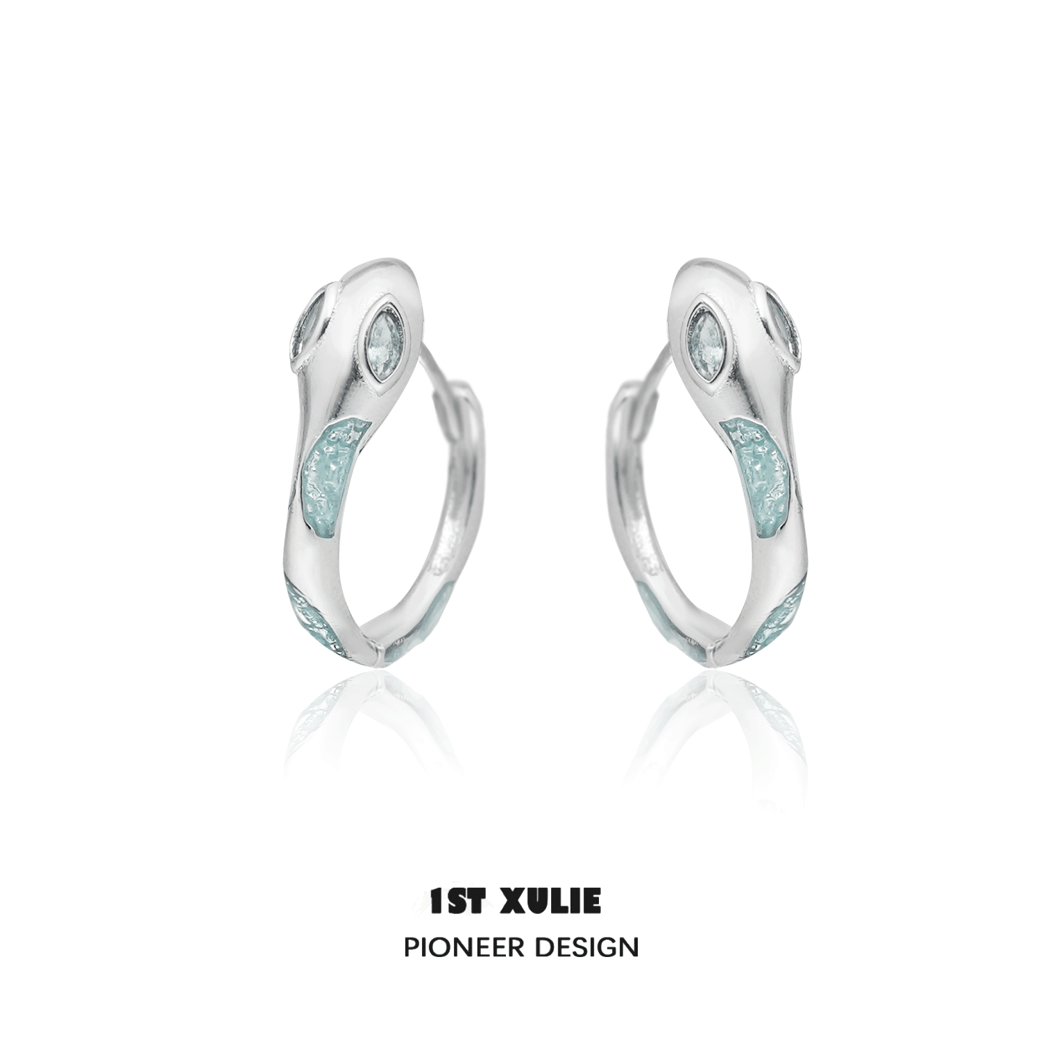 Frozen Serpent Girl S925 Sterling Silver Snake Bite Earrings - Gothic Punk Ear Clips for Women - Perfect for Halloween, Cosplay & Alternative Fashion