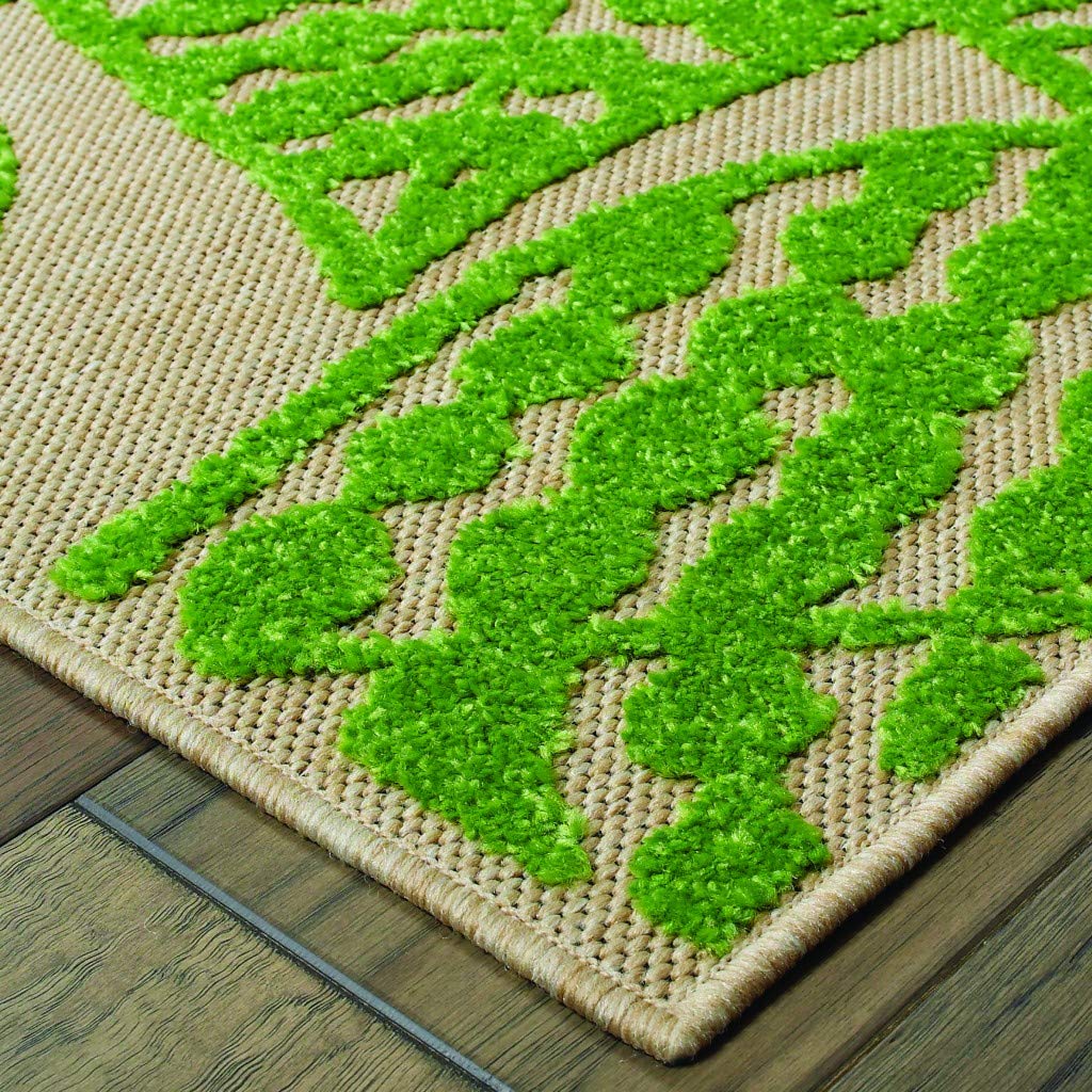 HomeRoots Green Floral Indoor Outdoor Area Rug - Soft Non-Slip Floor Mat for Living Room, Bedroom, Patio & Deck Decor