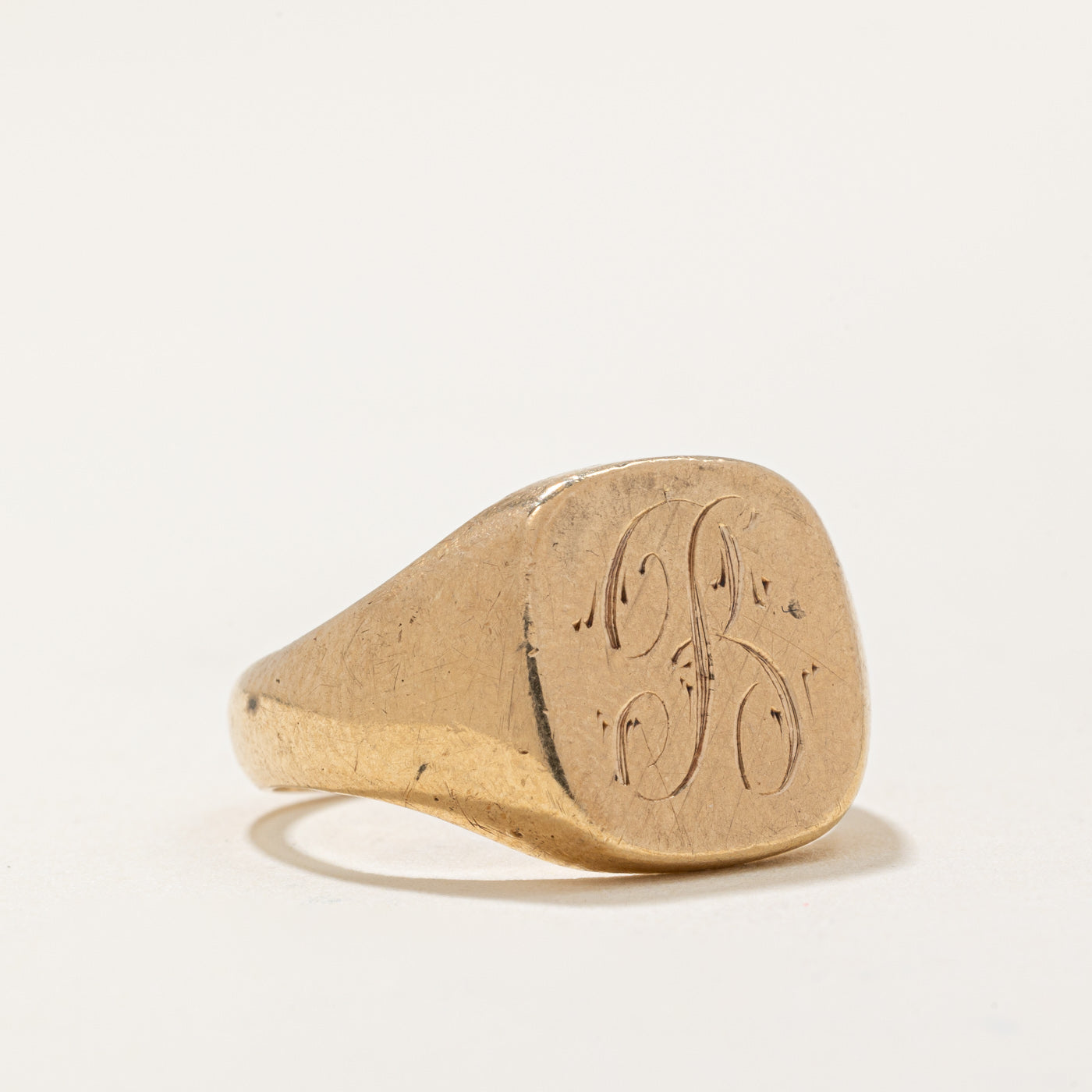 10k Yellow Gold 'R' Initial Signet Ring for Men & Women - Size 6 - Perfect for Gifts, Engagements & Everyday Wear
