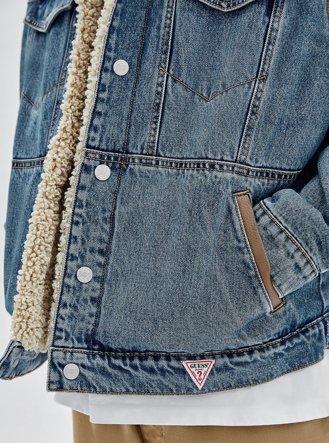 Guess Originals Vintage Blue Denim Jacket for Men - Classic Retro Denim Coat for Casual Wear, Street Style & Everyday Outfits