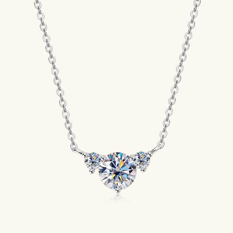 Romantic Smile Premium Moissanite Pendant Necklace for Women - 925 Sterling Silver Elegant Jewelry Gift for Anniversary, Valentine's Day & Special Occasions