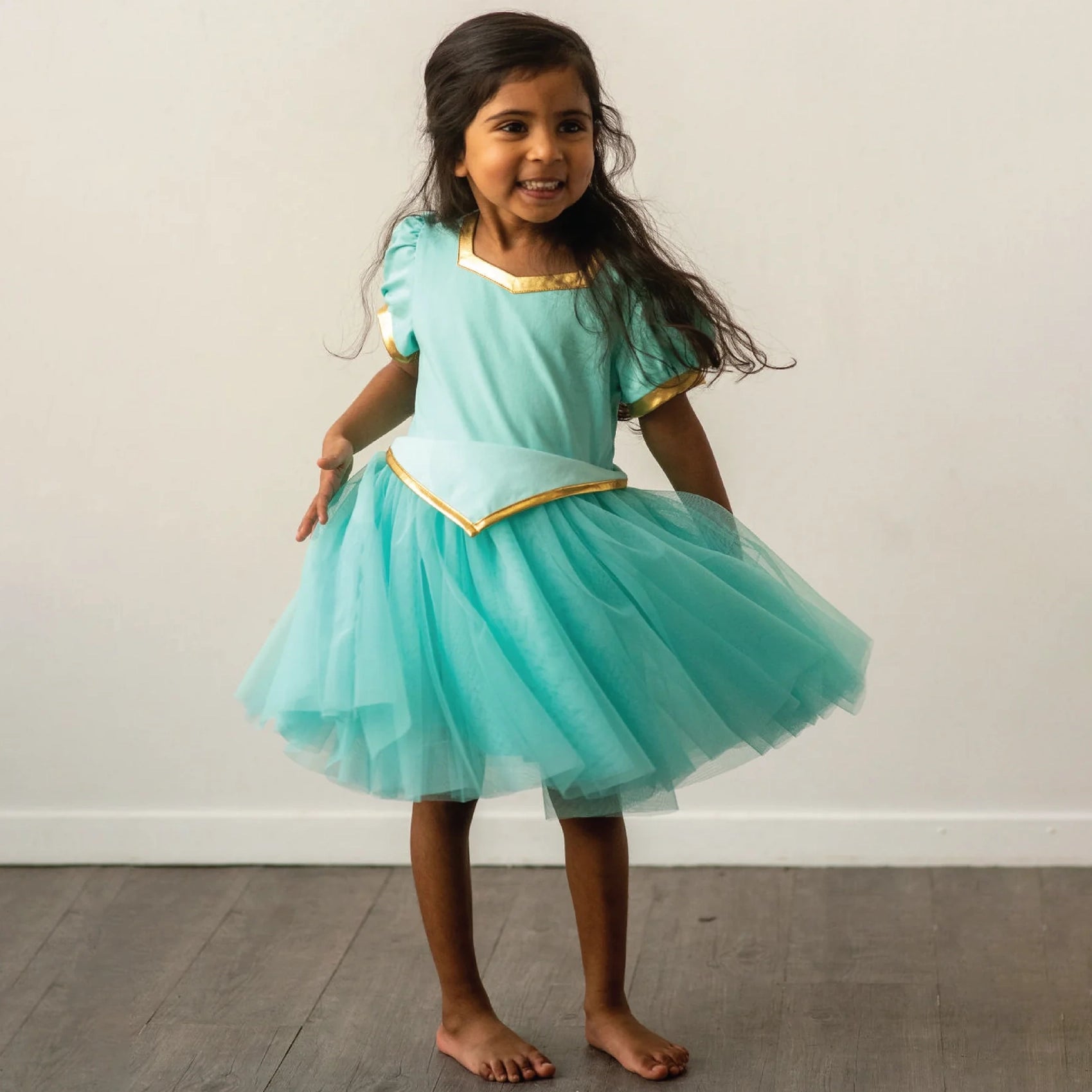 Arabian Princess Costume for Girls - Elegant & Authentic Middle Eastern Dress for Halloween, Cosplay & Birthday Parties | Perfect for Theme Parties & Dress-Up Play