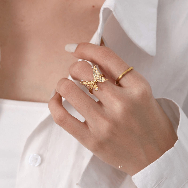 18K Gold Chunky Butterfly Cocktail Rings for Women - Elegant Statement Jewelry for Parties, Weddings & Special Occasions | QT2304