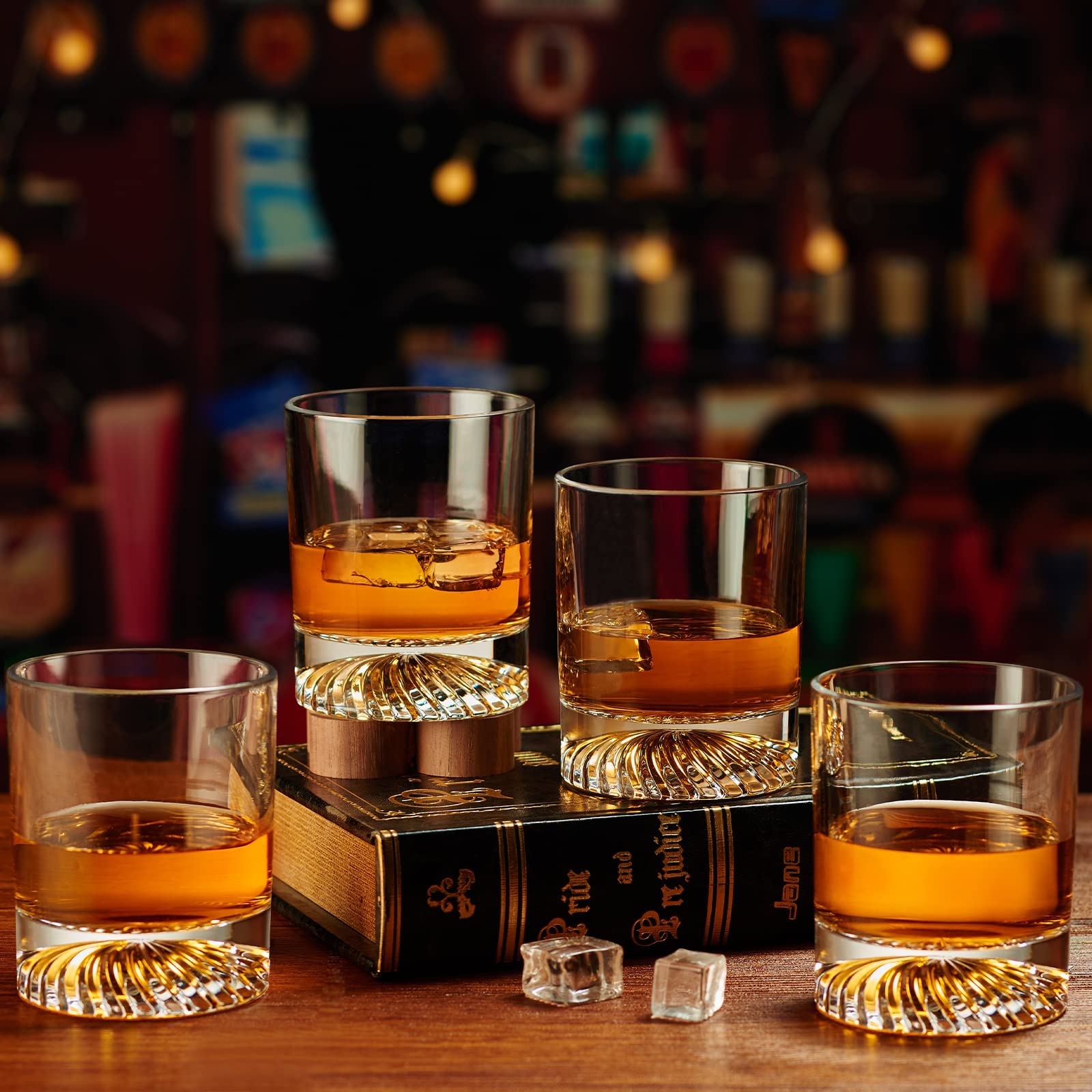 Premium 12oz Old Fashioned Whiskey Glasses Set of 4 - Heavy Base Rocks Glasses for Bourbon, Scotch, Cocktails, Rum & Vodka - Perfect Gift for Men & Women - Ideal for Home Bars, Parties & Relaxing Evenings