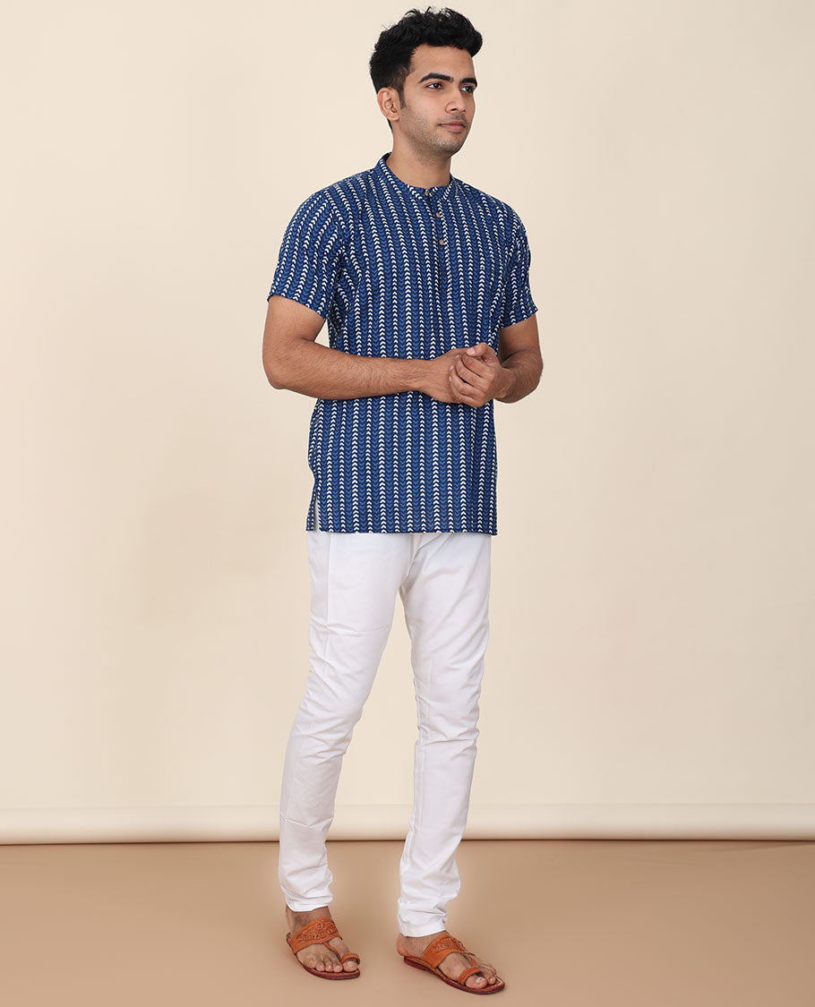Stylish Blue Chevron Print Cotton Kurta with Mandarin Collar & Half Sleeves - Perfect for Casual Wear, Festivals, and Ethnic Fashion
