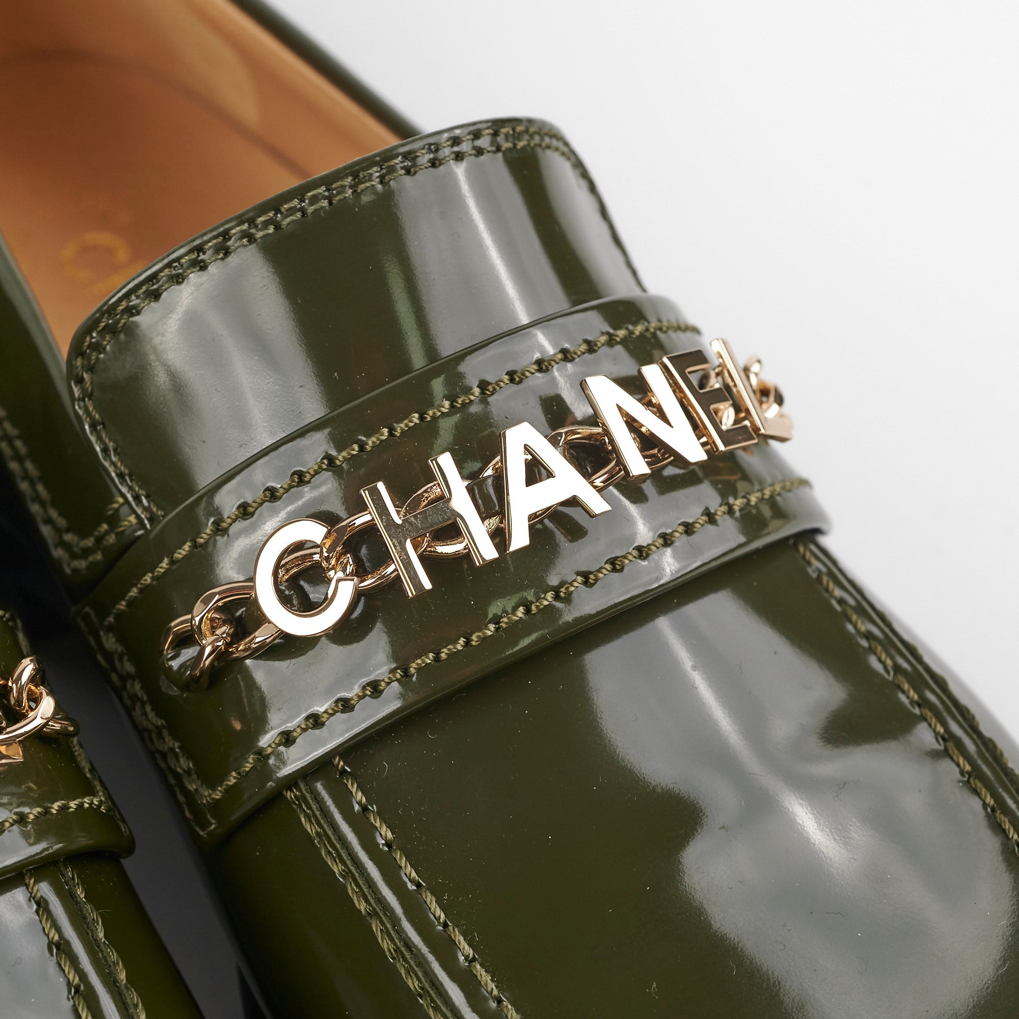 Chanel Green Patent Leather Loafers Women's Size 41 - Stylish & Comfortable for Work, Office & Casual Outfits