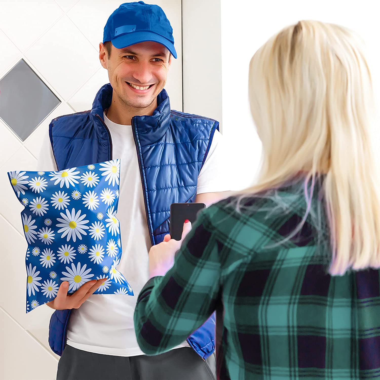 10x13 Inch Blue Daisy Printed Poly Mailer Envelopes - Waterproof Shipping Bags for Ecommerce, Small Business & Online Stores - Perfect for Clothing, Jewelry & Lightweight Packages