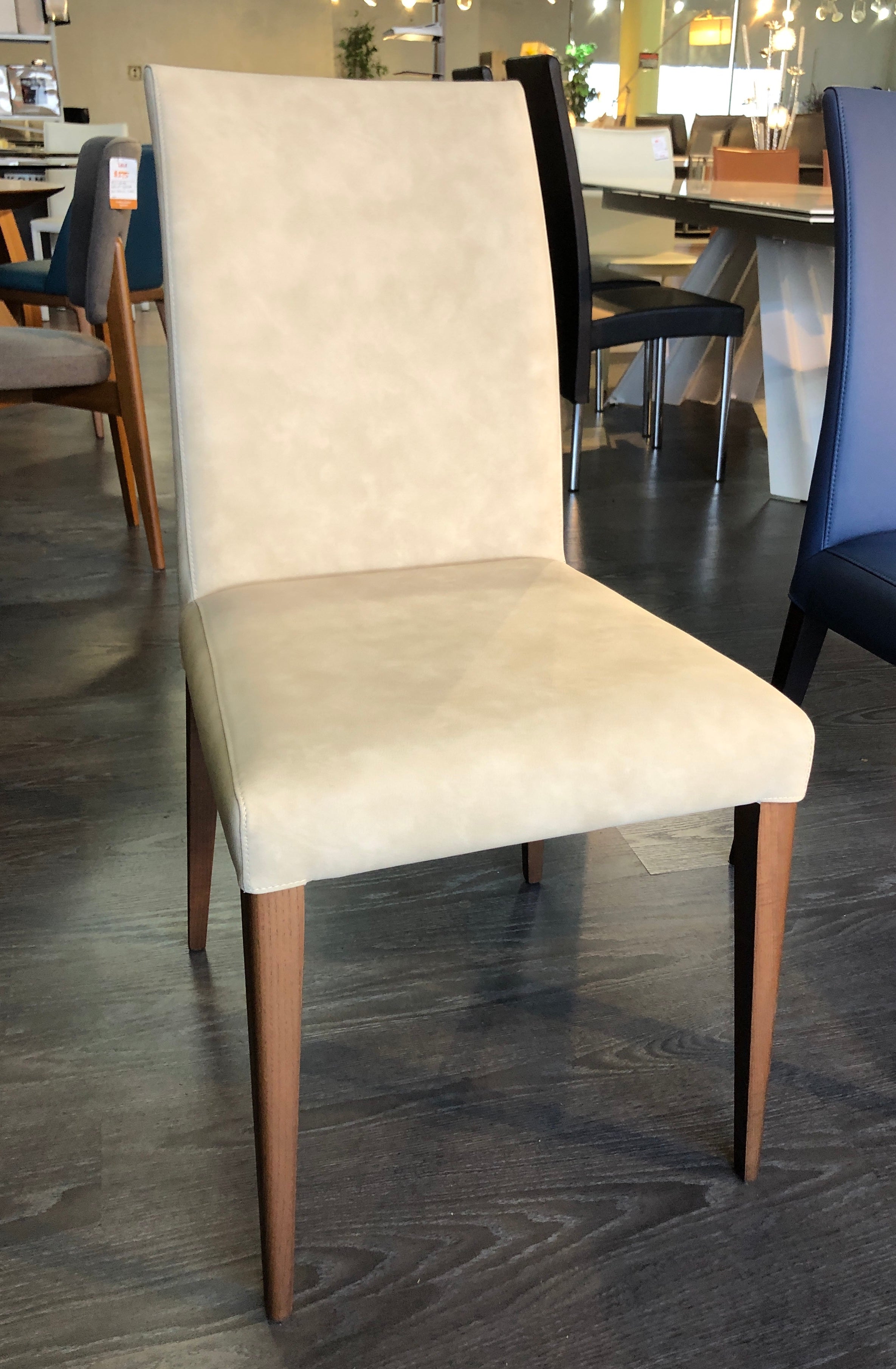 BUSETTO S204 Modern Dining Chair - Handcrafted in Italy - Elegant & Durable Design for Home, Restaurant & Office Use