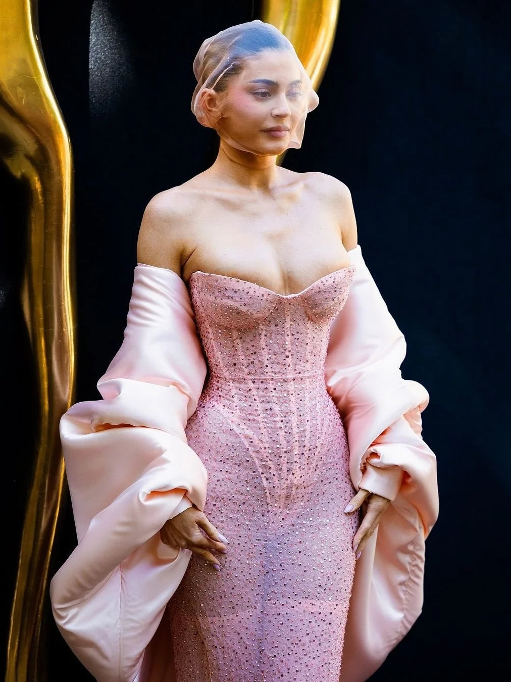 Sexy Strapless Pink Sequins Bodycon Evening Dress for Women - Celebrity Red Carpet & Party Gown | Perfect for Prom, Gala, Wedding & Formal Events