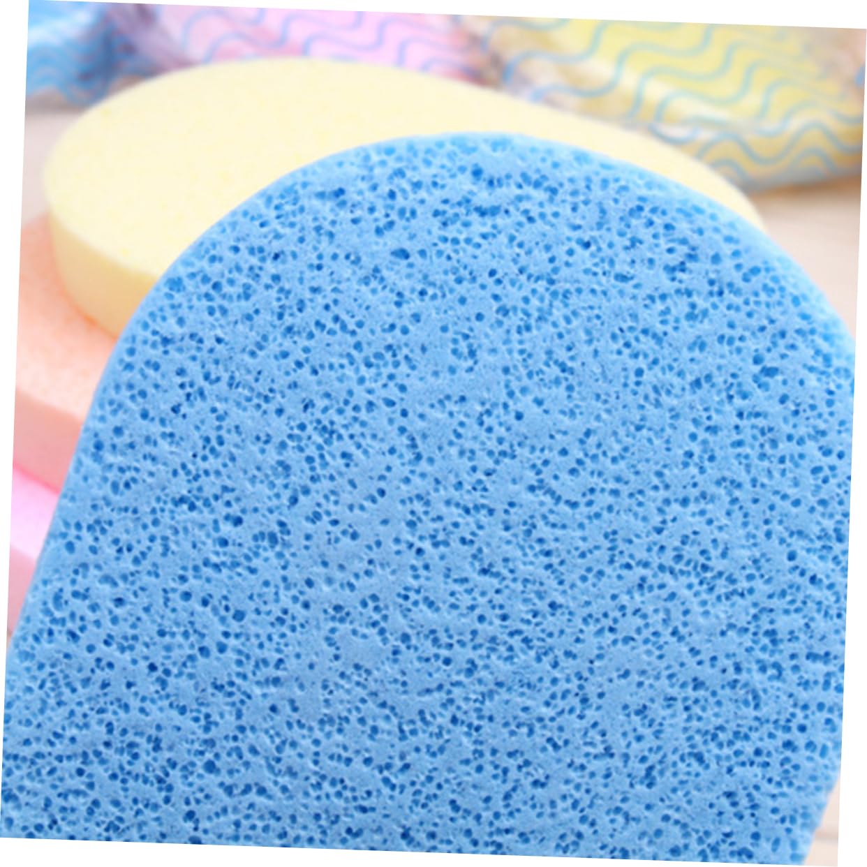 50pcs Makeup Sponges for Face - Soft Blending Beauty Sponge Set for Foundation, Concealer & Powder - Perfect for Professional Makeup & Everyday Use