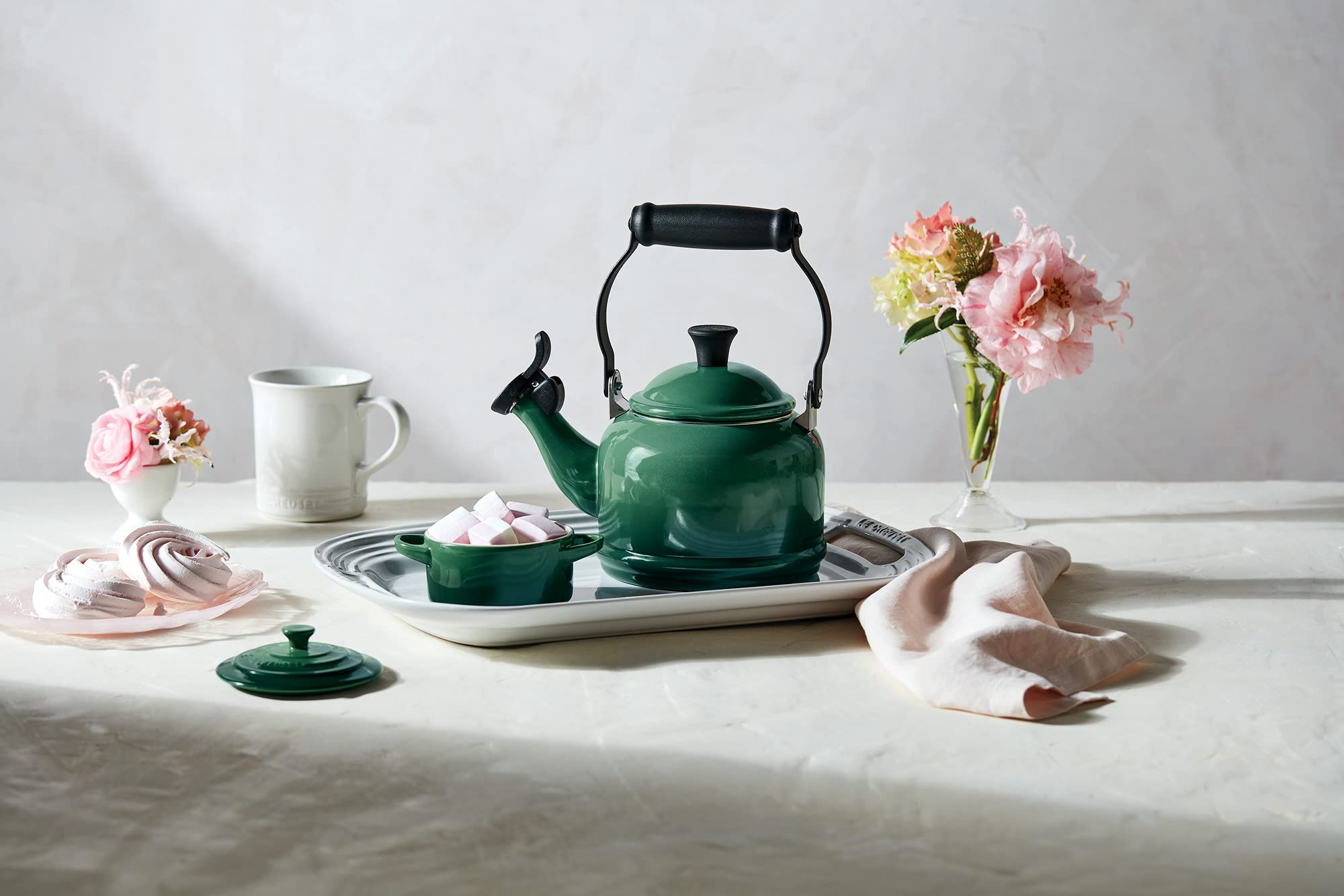 Le Creuset Enamel On Steel 1.25 qt Demi Tea Kettle - Artichaut Green | Stovetop & Induction Safe | Perfect for Home Brewing, Afternoon Tea & Kitchen Decor
