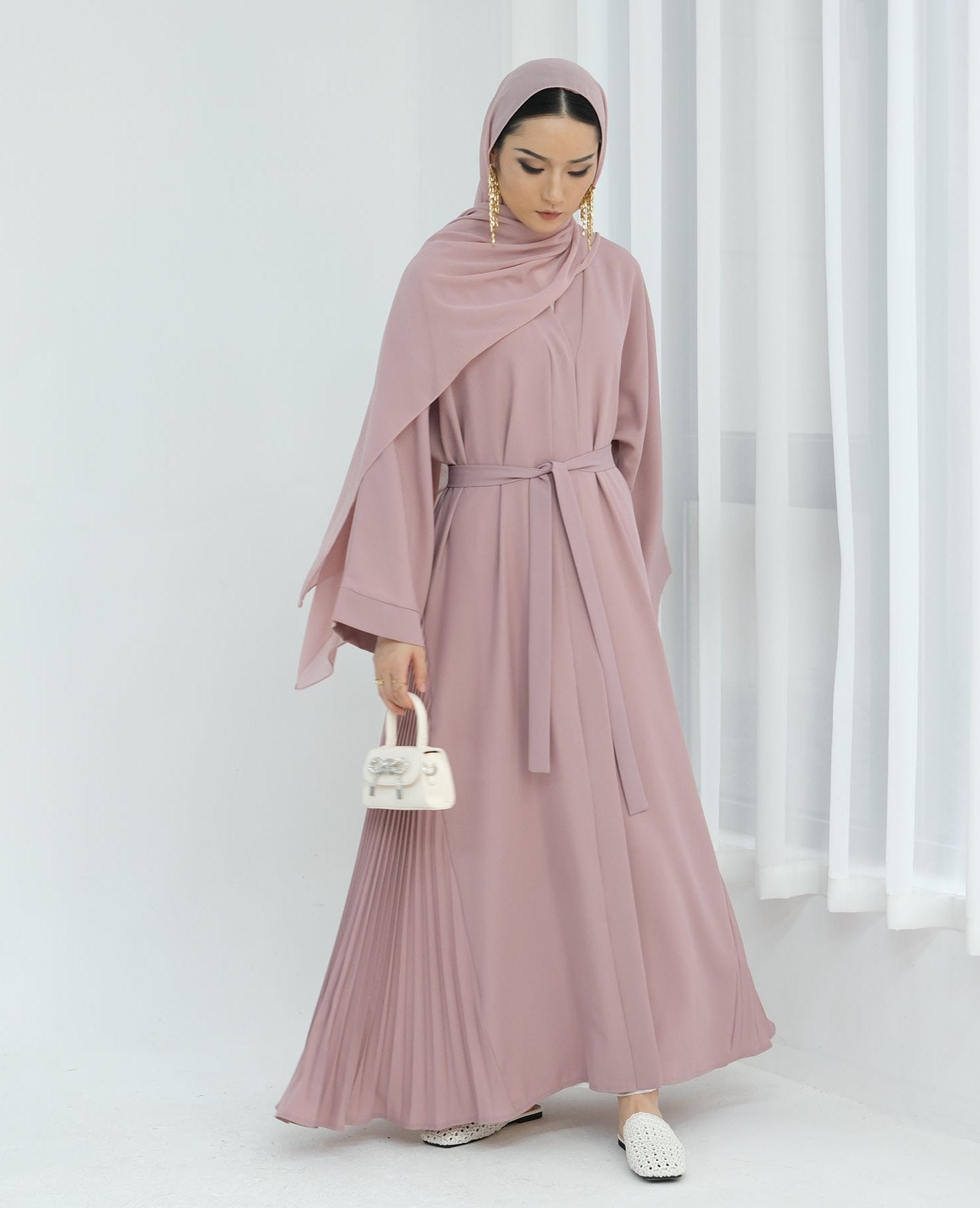 Hera Open Abaya Kimono - Pink Floral Loose Dress for Women | Modest Muslim Fashion | Perfect for Prayer, Eid, and Special Occasions