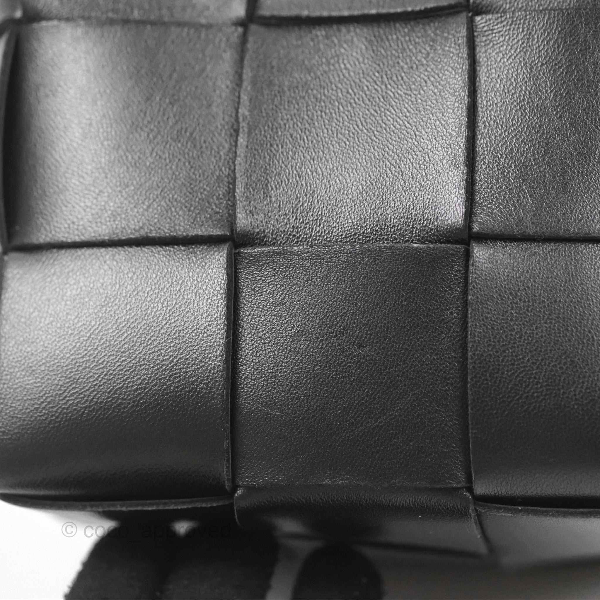Bottega Veneta Small Cassette Bucket Bag in Black Lambskin Leather - Perfect for Everyday Use, Work & Travel