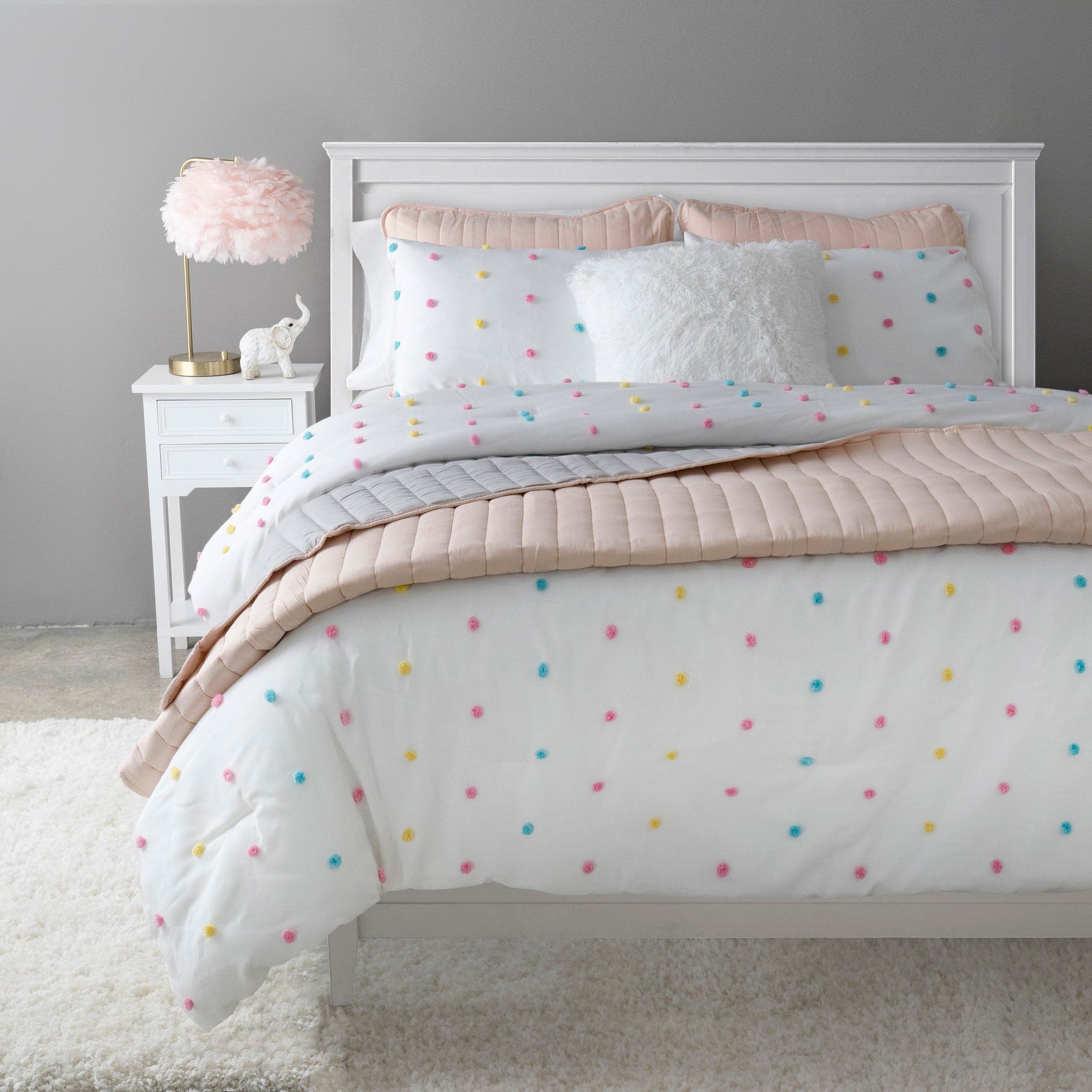 Soft Stripe All Season Quilt Coverlet Set - Lightweight Bedding for Year-Round Comfort - Perfect for Master Bedroom, Guest Room & Cozy Home Decor