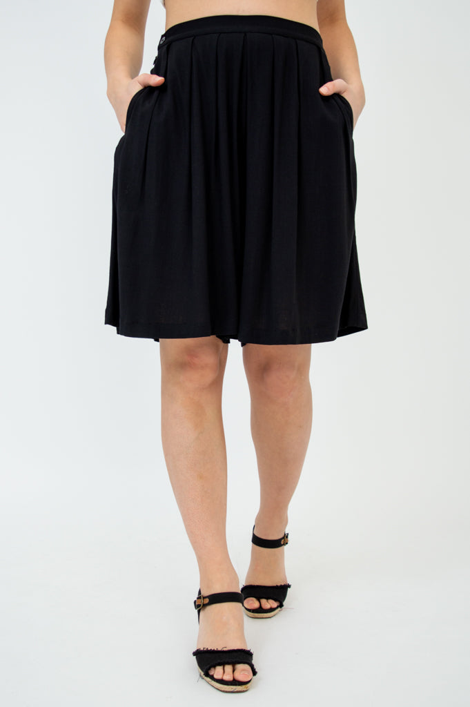 Betty Women's Linen Bamboo Shorts - Black | Comfortable Summer Casual Shorts for Beach, Travel & Lounge Wear