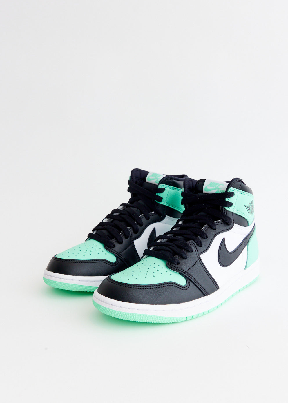 Air Jordan 1 Retro High OG 'Green Glow' Basketball Shoes - Men's Classic Sneakers for Streetwear & Court Performance