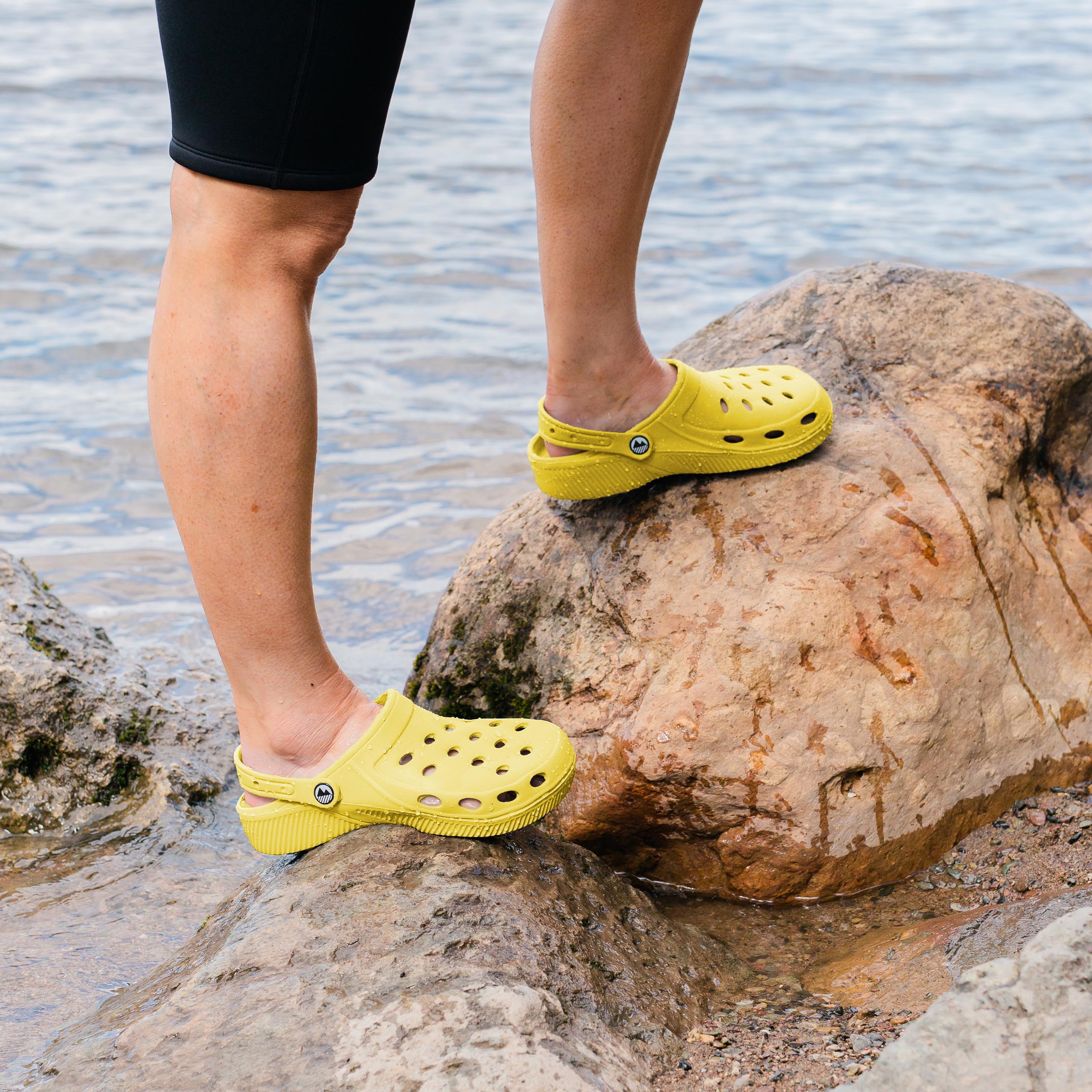 Women's Silloth Lightweight Ventilated Clogs - Comfortable Slip-On Garden Shoes for Women, Perfect for Outdoor, Beach, and Casual Wear
