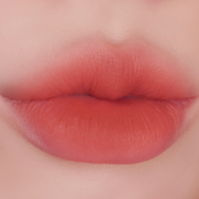 Innisfree Airy Matte Lipstick - Long Lasting, Lightweight, Vegan & Cruelty-Free - Perfect for Everyday Wear & Special Occasions
