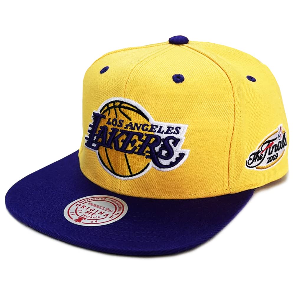 Mitchell & Ness Men's Flat Brim Snapback Hat - Adjustable & Stylish for Casual Wear, Sports, and Street Fashion