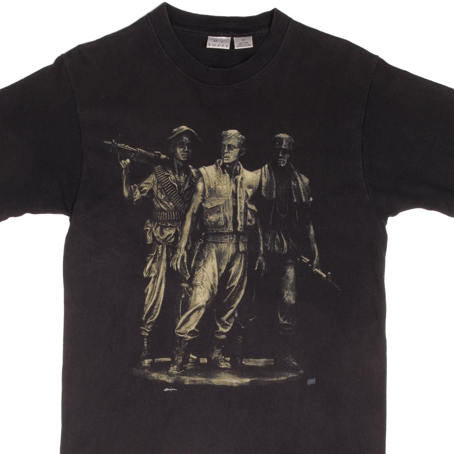 Vintage US Military Tee Shirt - Medium Size - 100% Made in USA - Authentic Military Style T-Shirt for Men - Perfect for Casual Wear, Outdoor Adventures & Patriotic Events