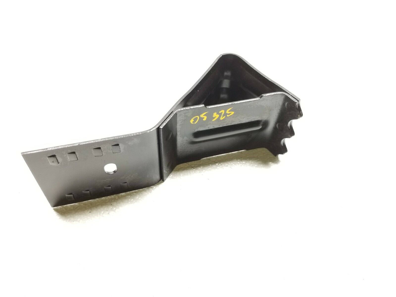BMW E46 Wheel Chock & Parking Wedge - OEM Replacement Part for 01 02 03 04 05 Models - Perfect for Garage Storage, DIY Car Maintenance, and Roadside Emergencies
