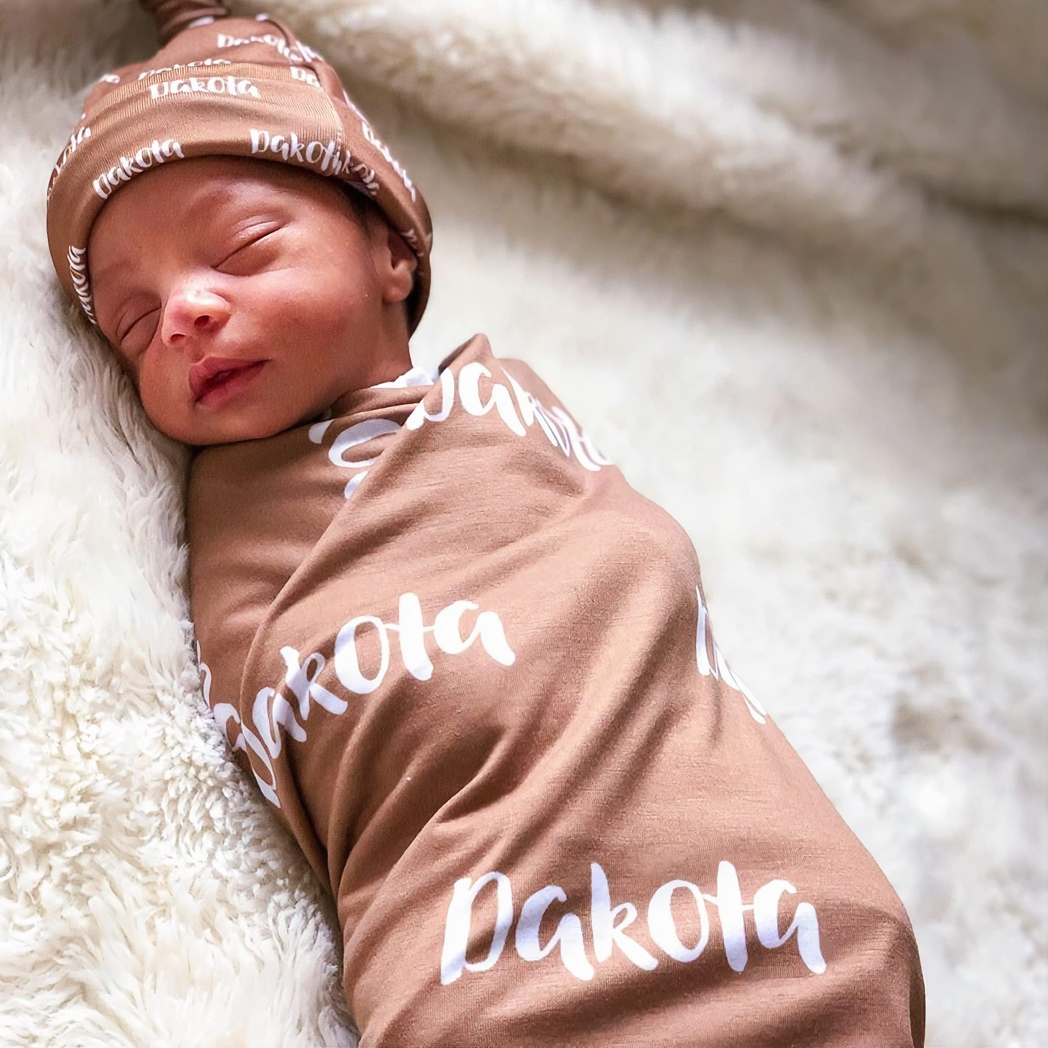 Personalized Baby Blankets for Boys & Girls - Custom Name Kids Blanket with Soft Fabric - Perfect for Newborn Gifts, Christmas Presents, Nursery Decor & Swaddling - Ideal for Cuddling, Photo Shoots & Special Occasions