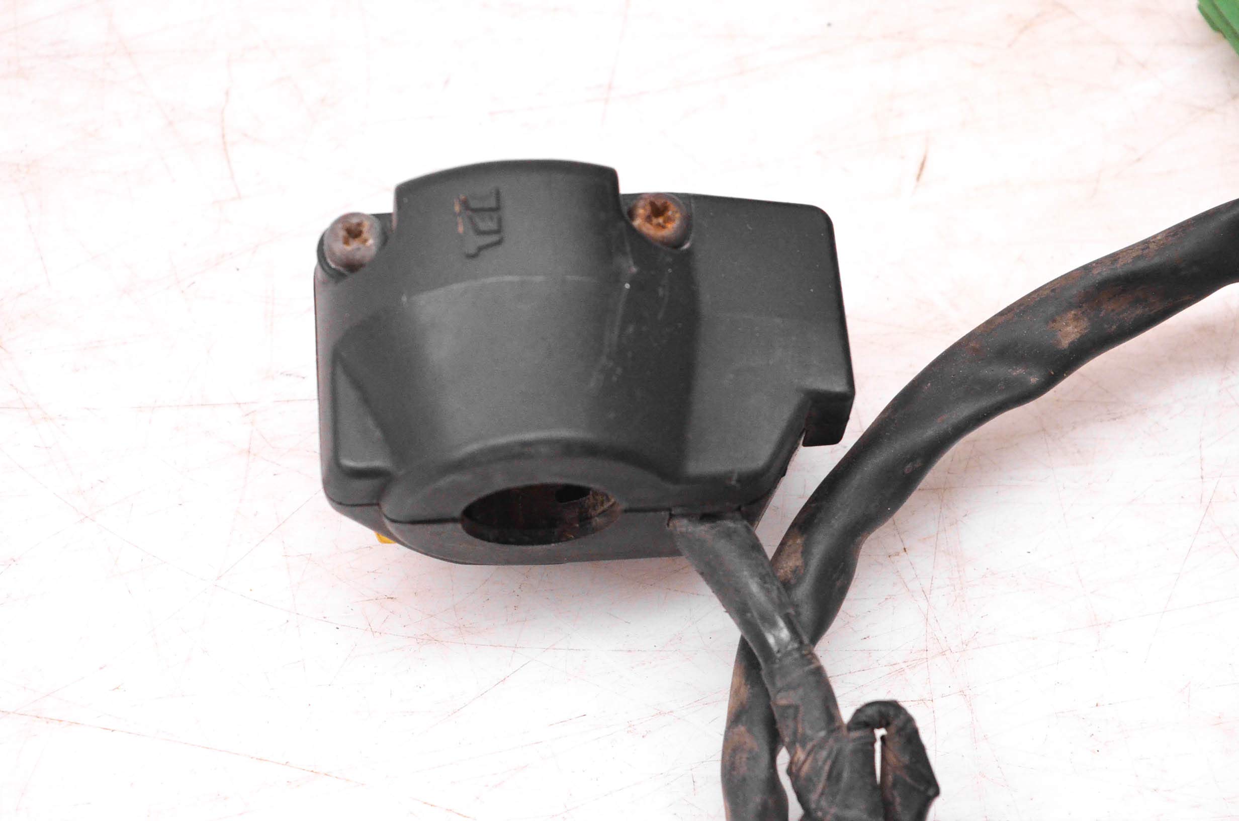 Honda 35020-HN1-000 Switch Set - Genuine OEM Replacement Part for Honda Vehicles - Perfect for Electrical System Repairs & Maintenance