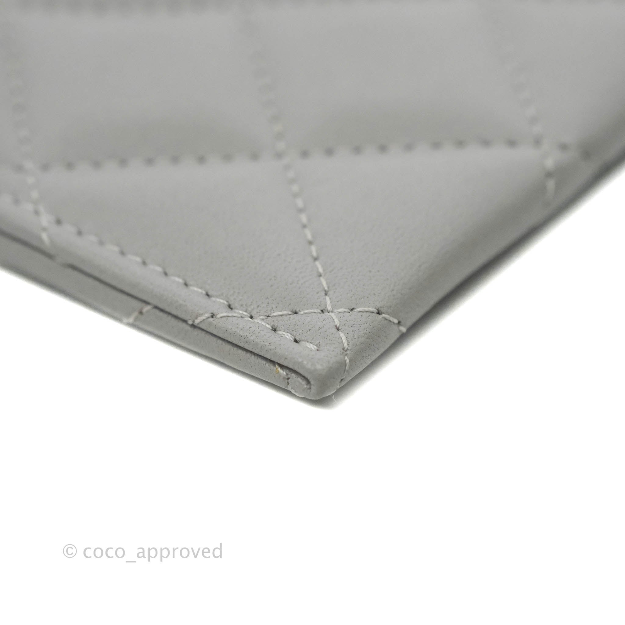 Chanel Classic Flat Card Holder in Grey Lambskin with Silver Hardware - Luxury Compact Wallet for Everyday Use & Travel