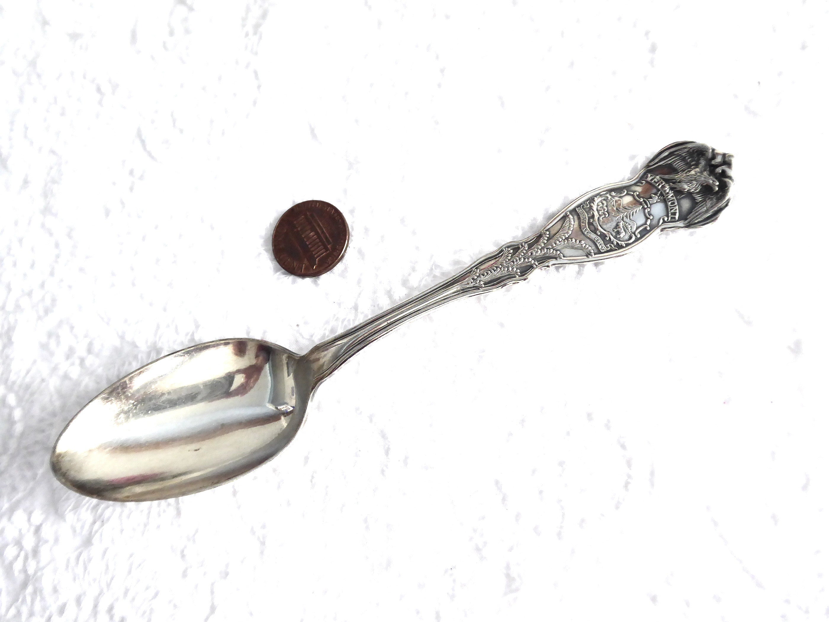 Antique William Rogers Silver Eagle Forest Vermont State Spoon - Vintage 1910s US Collectible Spoon for Display, Gift, or Historical Collection
