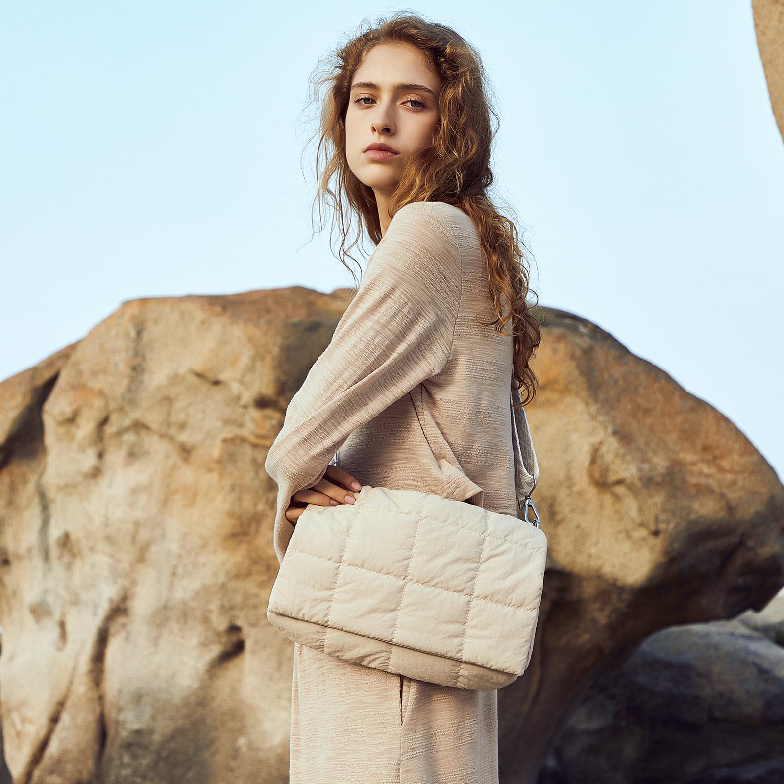 CLUCI Women's Puffer Shoulder Bag - Lightweight Padded Crossbody Purse, Cotton Hobo Handbag for Everyday Use | Perfect for Work, Travel & Shopping