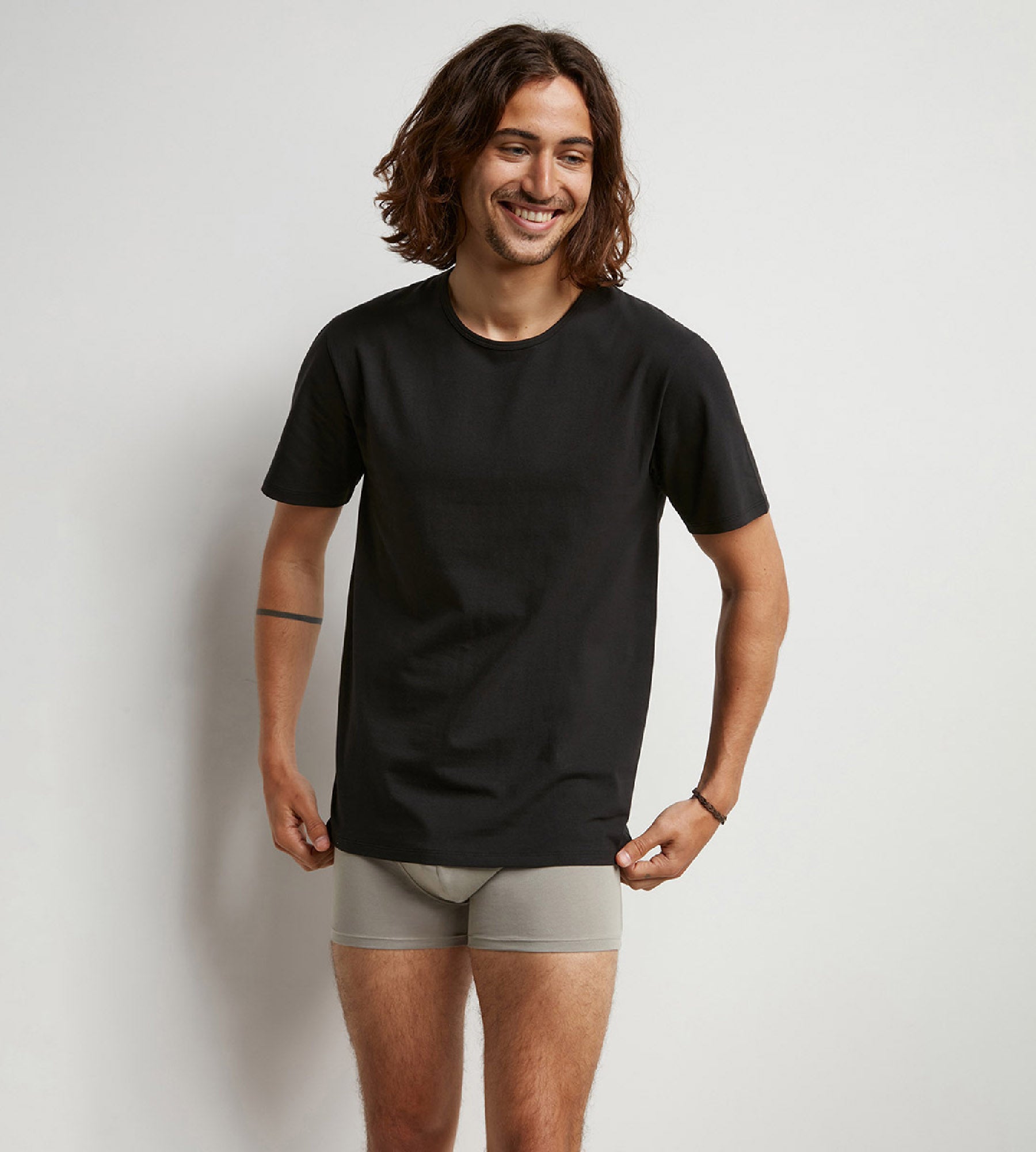 2 Pack Men's Thermoregulating Round Neck Black T-Shirts - Moisture Wicking & Breathable for Workout, Gym & Outdoor Activities