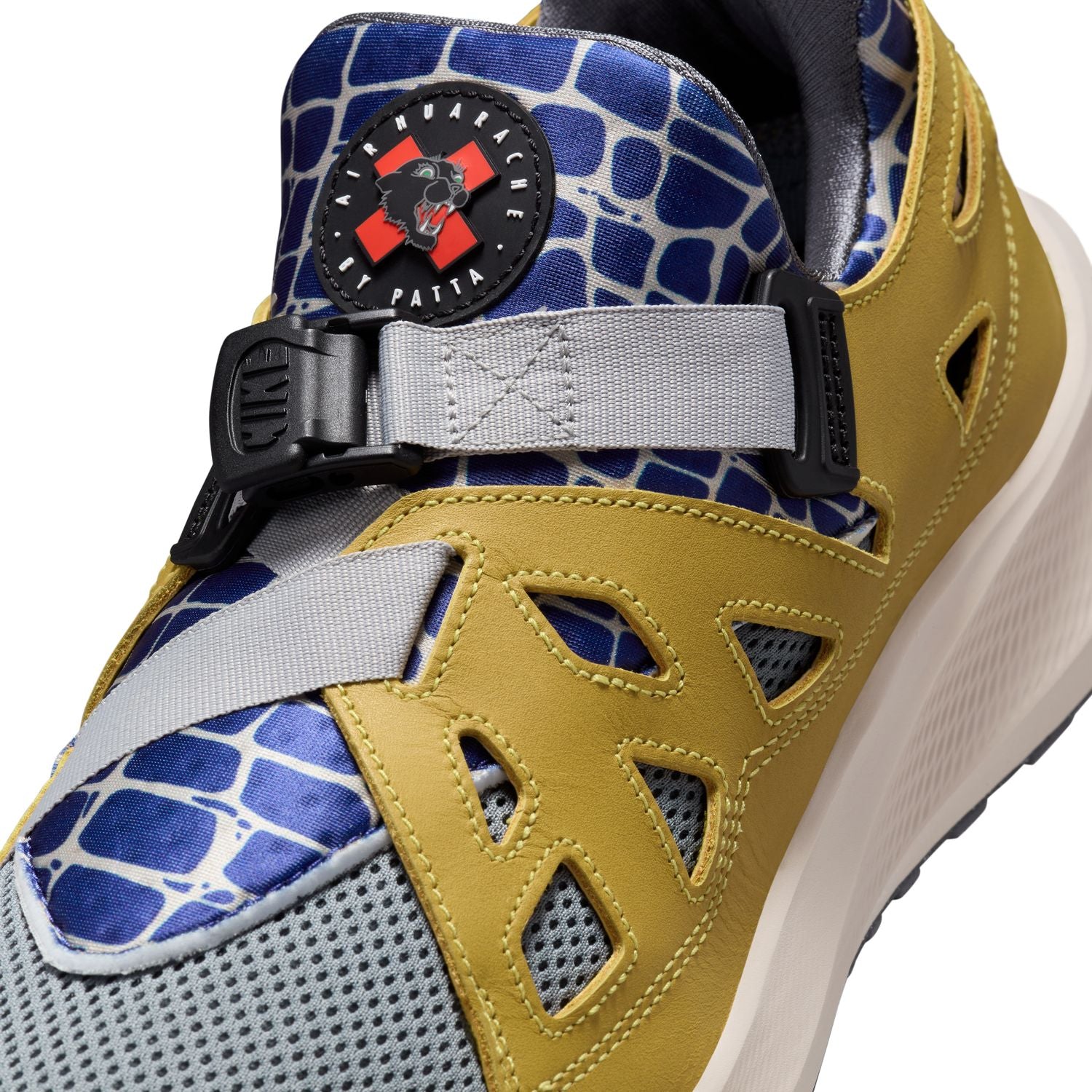 Nike Air Huarache 'Saffron Quartz Cool Grey' Sneakers - Men's Running Shoes for Casual Wear & Gym Workouts