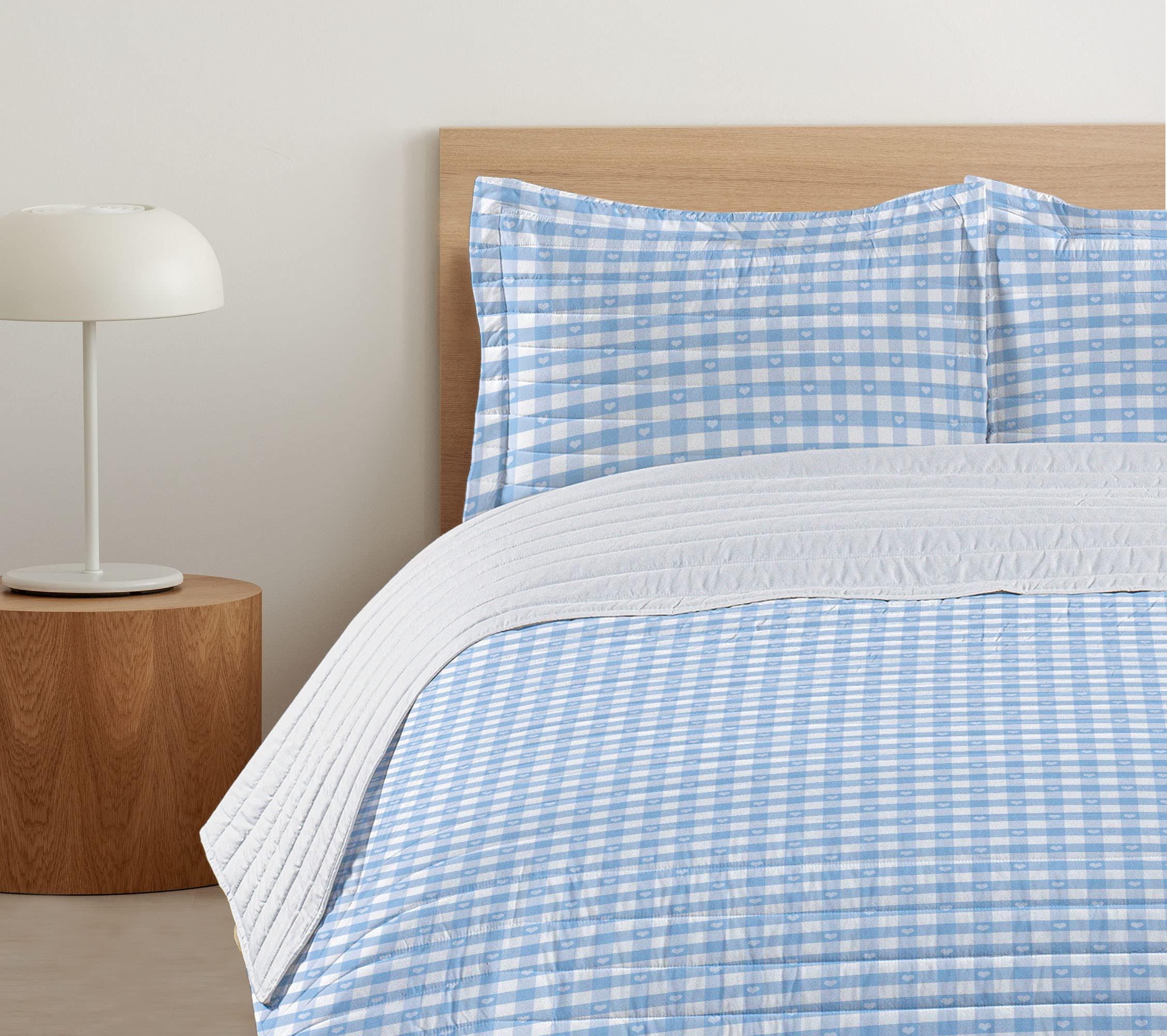 Ambesonne Checkered Microfiber Bedspread Set - Gingham Pattern with Heart Motifs in Pastel Blue & White | Soft King Size Bedding Set with Comforter & Pillow Shams | Perfect for Master Bedroom, Guest Room & Cozy Home Decor