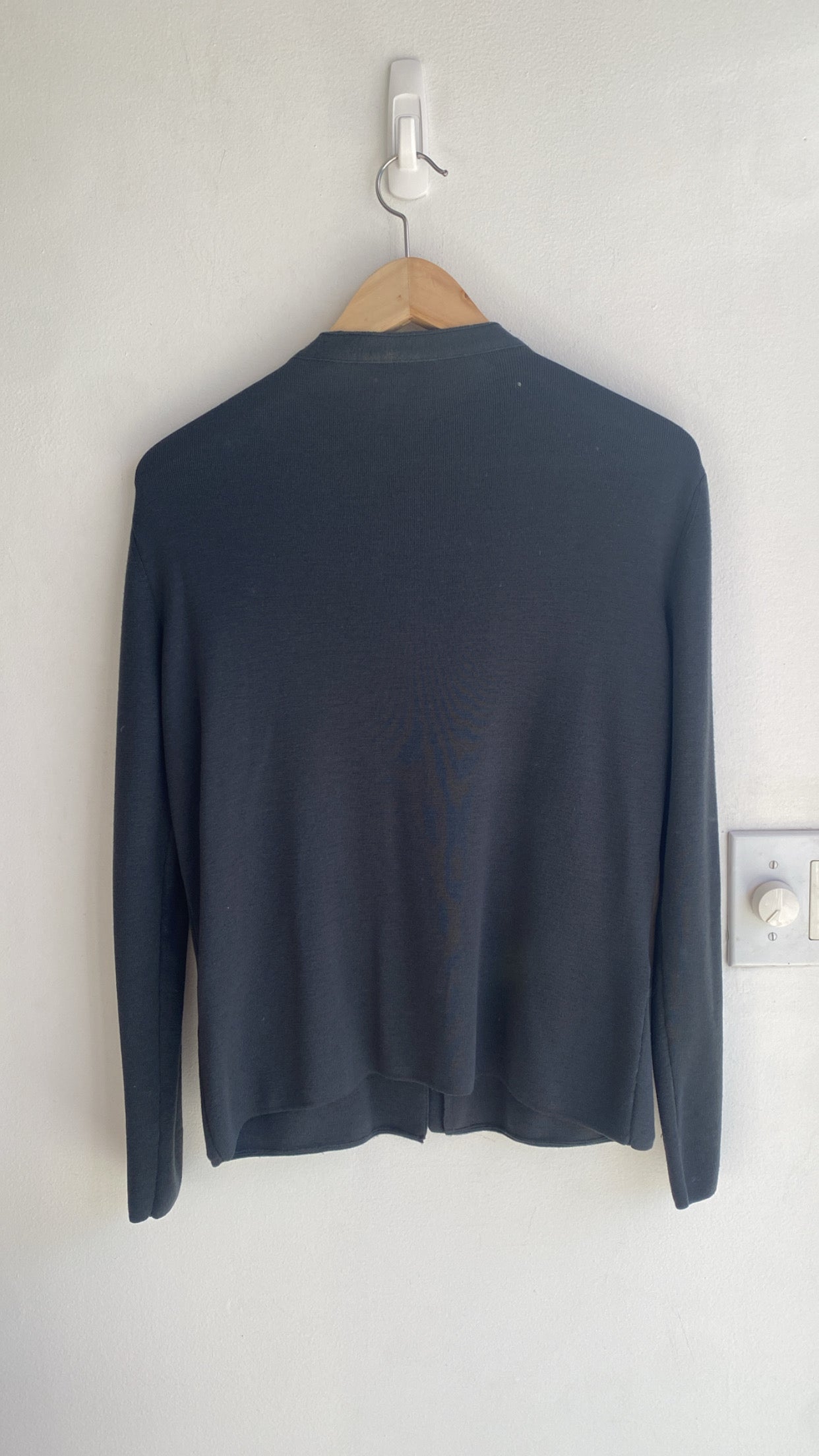 Akris Punto Women's Wool Zip Cardigan - Soft & Warm Knit Sweater for Fall & Winter - Perfect for Office, Travel & Casual Outfits