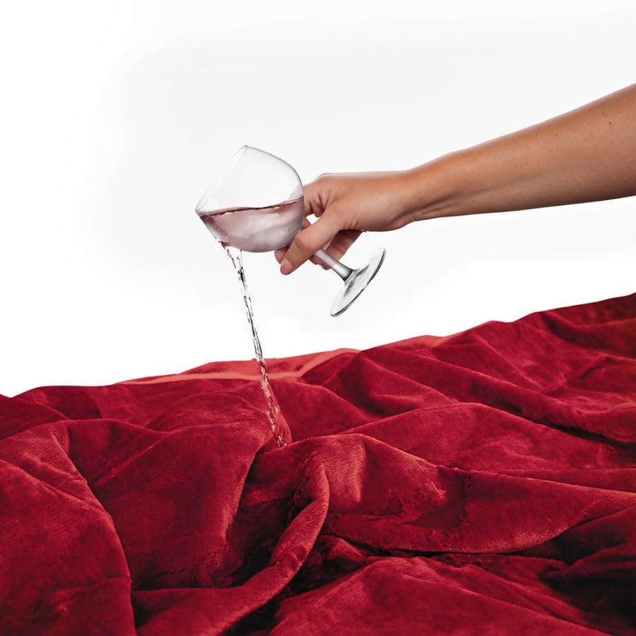 Waterproof King Size Lovers Blanket - Splash Proof Couples Blanket for Bed, Picnic & Outdoor Use - Dark Red 80x80