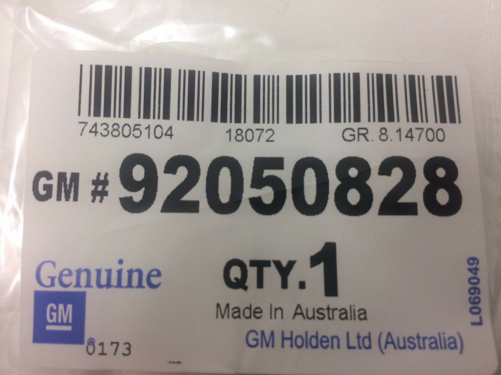 Holden Genuine VS VT Commodore Front Guard V8 Chrome Badge Pair - Premium Car Emblem for Commodore VS VT Models - Perfect for Car Enthusiasts & Restoration Projects