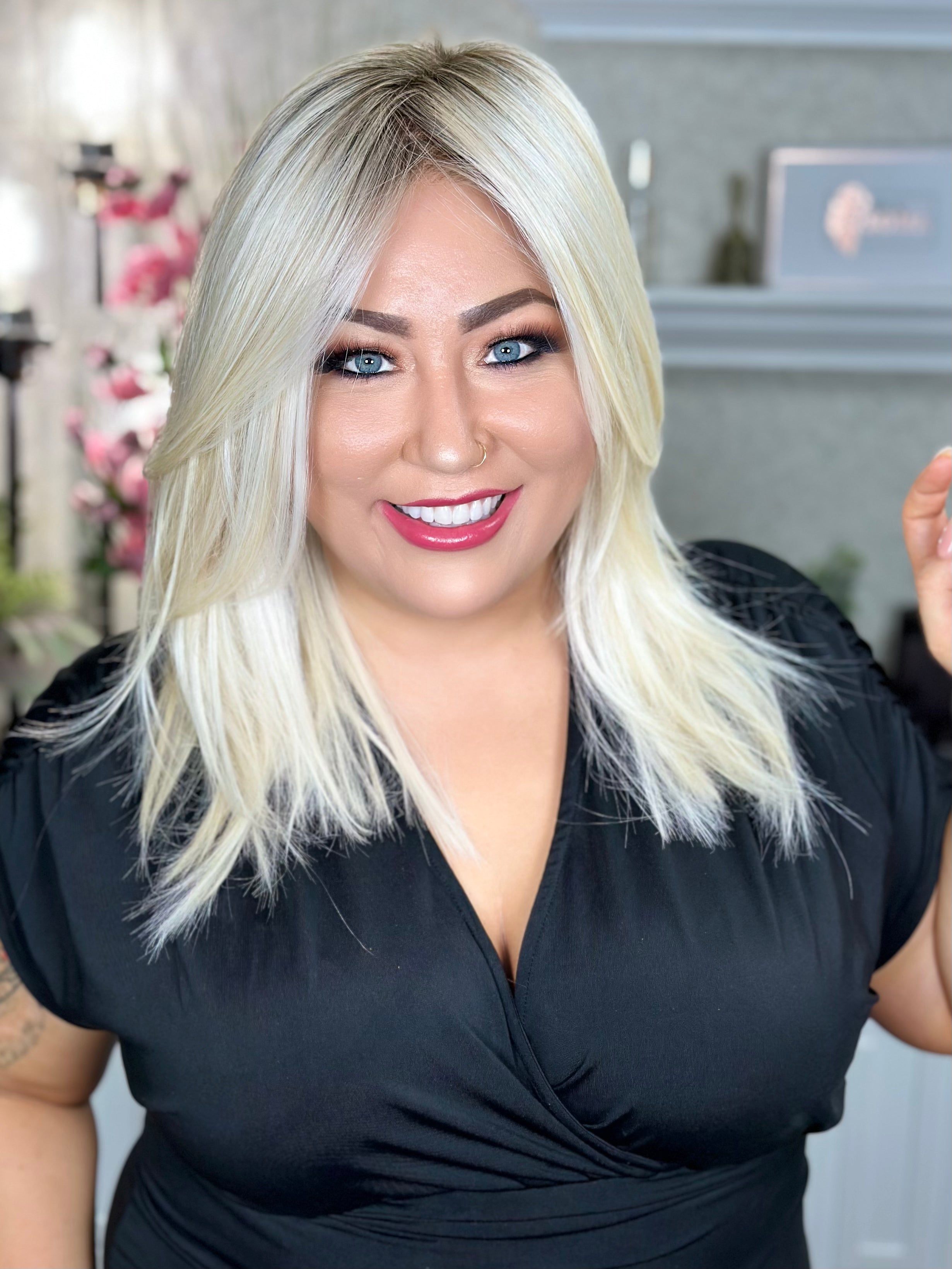 Hollywood Blonde Wig - INFINITE LOVE Premium Synthetic Hair for Cosplay, Halloween & Costume Parties - Perfect for Movie Nights, Themed Events & Role Playing