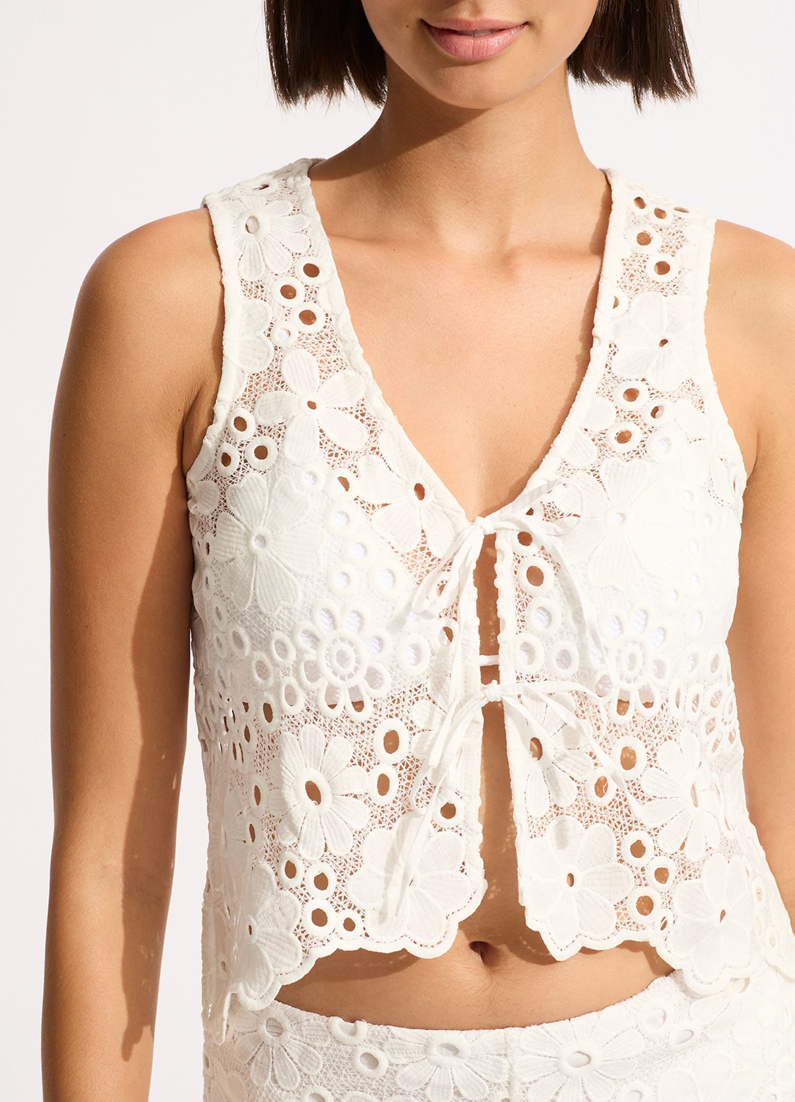 Stylish White Crochet Top for Women - Perfect for Summer Outfits, Beachwear & Boho Fashion
