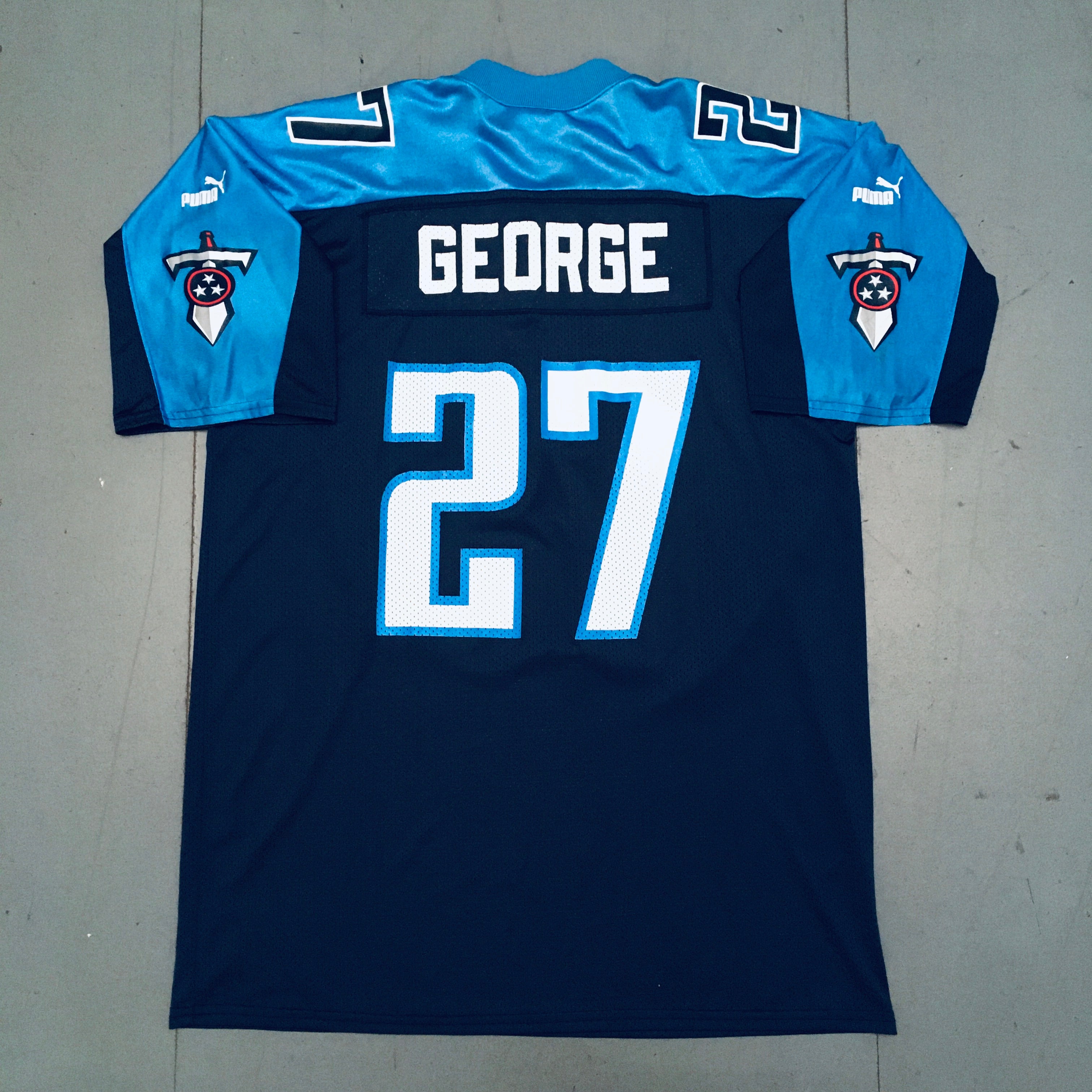 Tennessee Titans Eddie George 1999/00 Jersey XL - Authentic NFL Football Jersey for Fans & Collectors - Perfect for Game Day, Tailgating, and Sports Memorabilia Display
