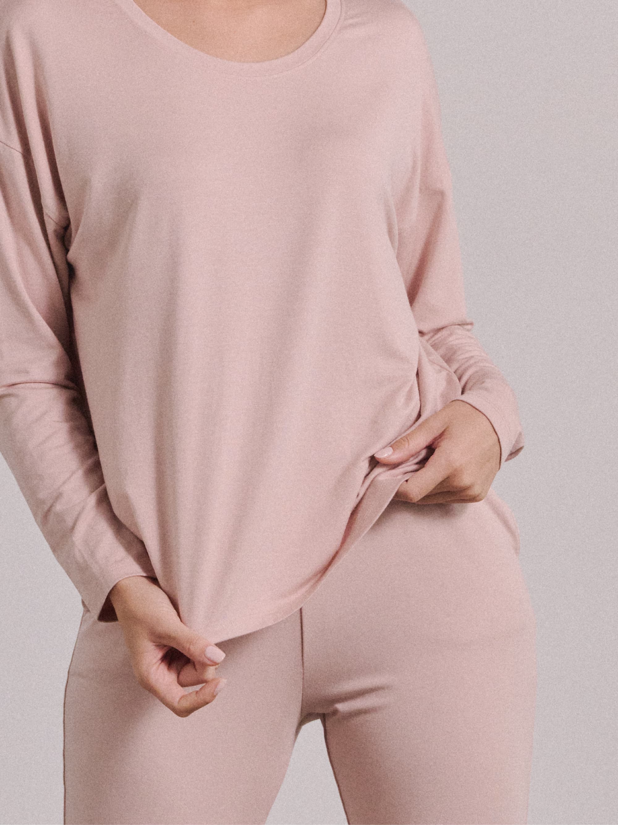 Soft & Breathable Modal Pajama Long Sleeve Tee for Women - Cozy Sleepwear & Lounge Wear for Nighttime Comfort & Relaxation at Home