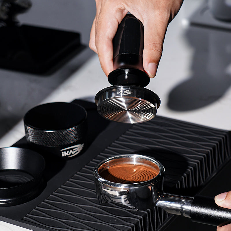 Premium Transparent Coffee Tamper - 58mm Calibrated Espresso Tamper for Barista & Home Use - Perfect for Espresso Machines, Coffee Shops & Home Brewing