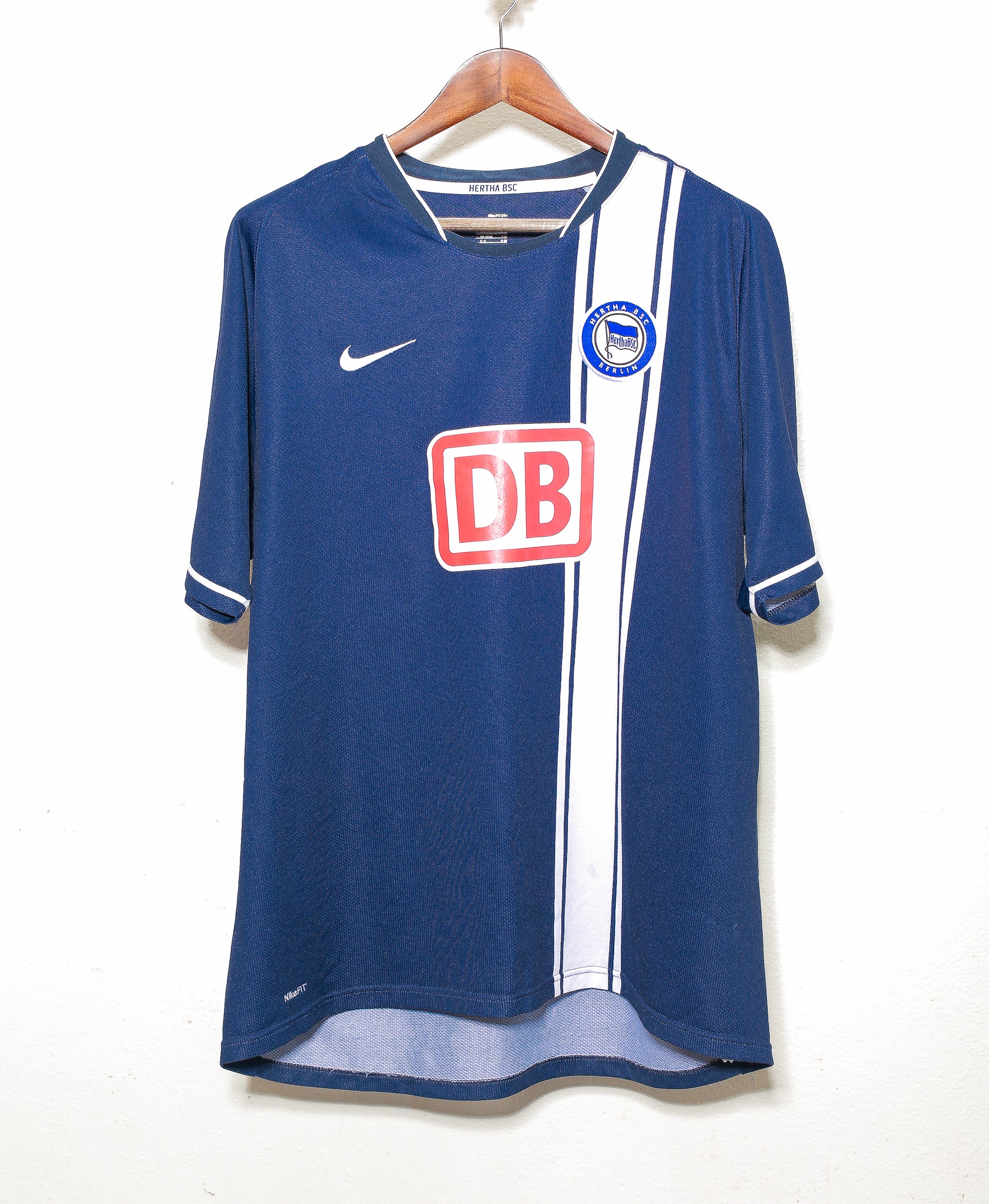 2007-2008 Hertha Berlin Home Jersey XXL - Authentic Football Soccer Shirt for Fans & Collectors - Perfect for Matchdays, Gifts & Sports Events