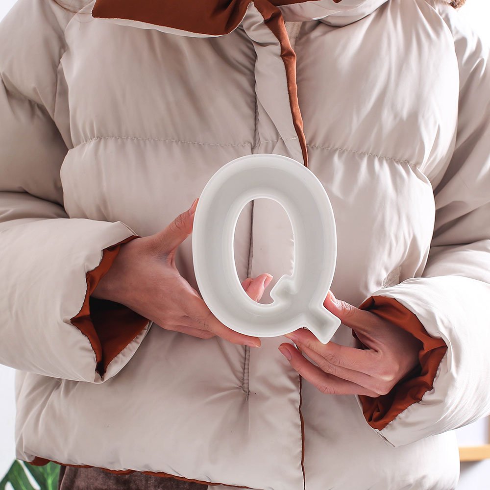 Ceramic Letter Q Dish - Elegant Candy & Nut Bowl for Wedding, Party, Baby Shower Table Decor - Perfect for Home, Office & Gift Giving
