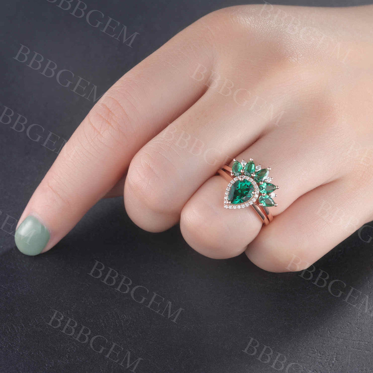 Vintage Pear Shaped Emerald Diamond Engagement Ring Set with Crown Emerald Band - Perfect for Wedding Proposals, Anniversaries & Bridal Jewelry Gifts